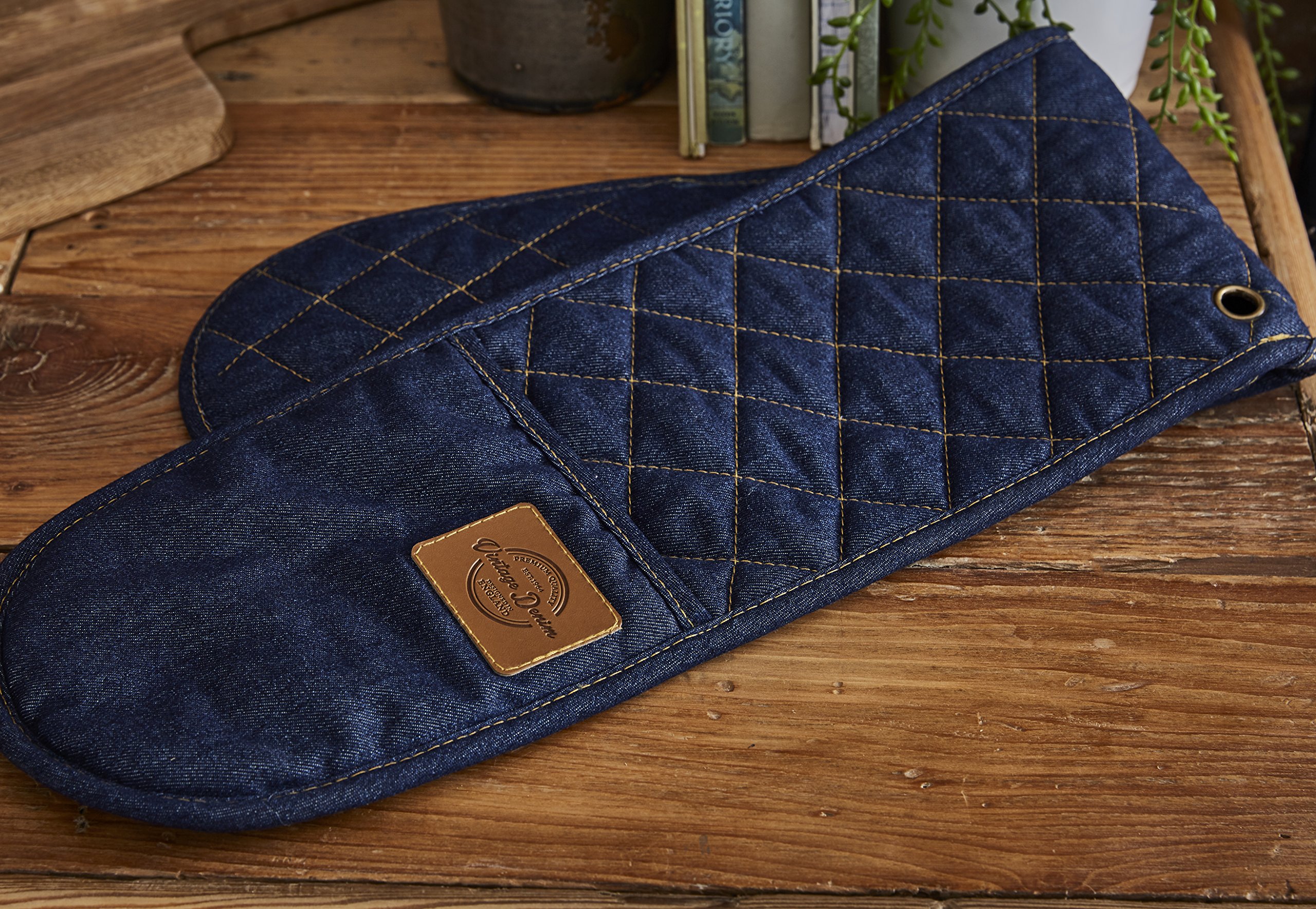 Cooksmart Double Oven Gloves - Heat Resistant Kitchen Mitts for Baking & Grilling | Premium British-Designed Oven Mitt & Potholder Set | Oxford Denim Heat Protection Gloves for Cooking, BBQ & Baking - Ideal for Home Chefs & Outdoor Grilling