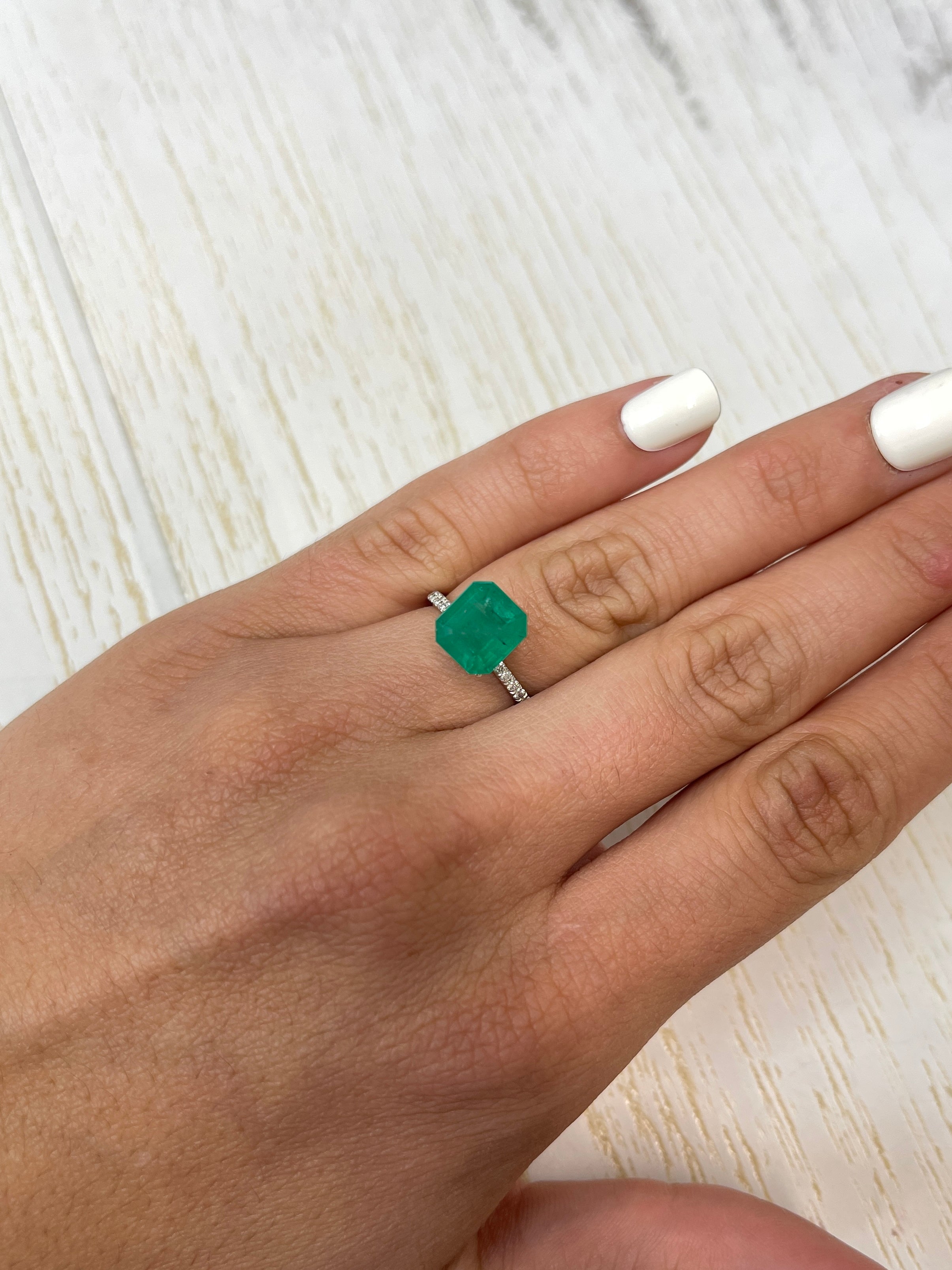 4.34 Carat 9.5x9mm Natural Colombian Emerald Gemstone - Asscher Cut Forest Green Loose Stone for Jewelry Making, Engagement Rings & Luxury Gifts