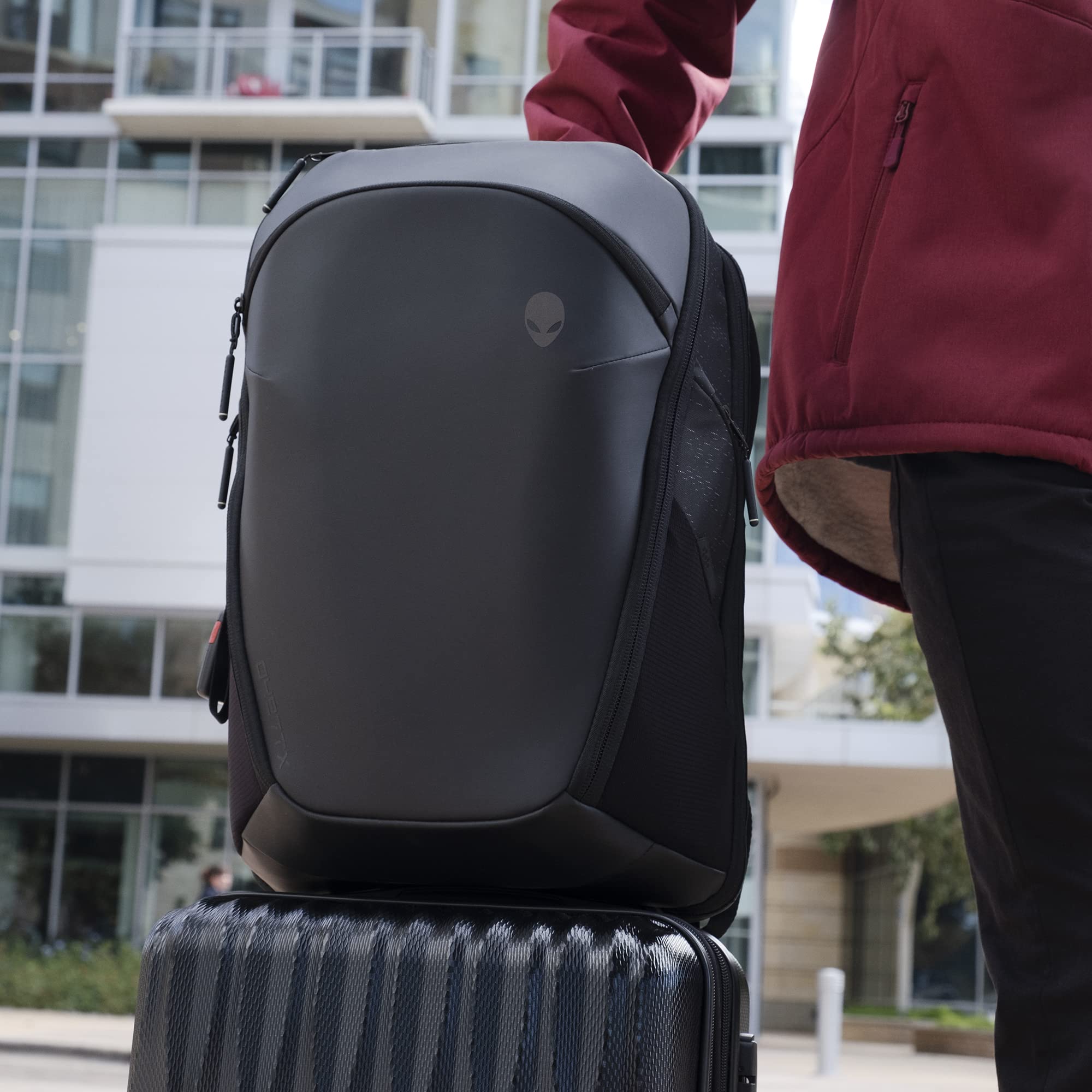 Alienware 17-inch Gaming Laptop Backpack - Weather Resistant, Shockproof & TSA-Friendly Travel Backpack with Anti-Scratch Interior for Men & Women | Perfect for Business Trips, College & Daily Commute - Galaxy Weave Black