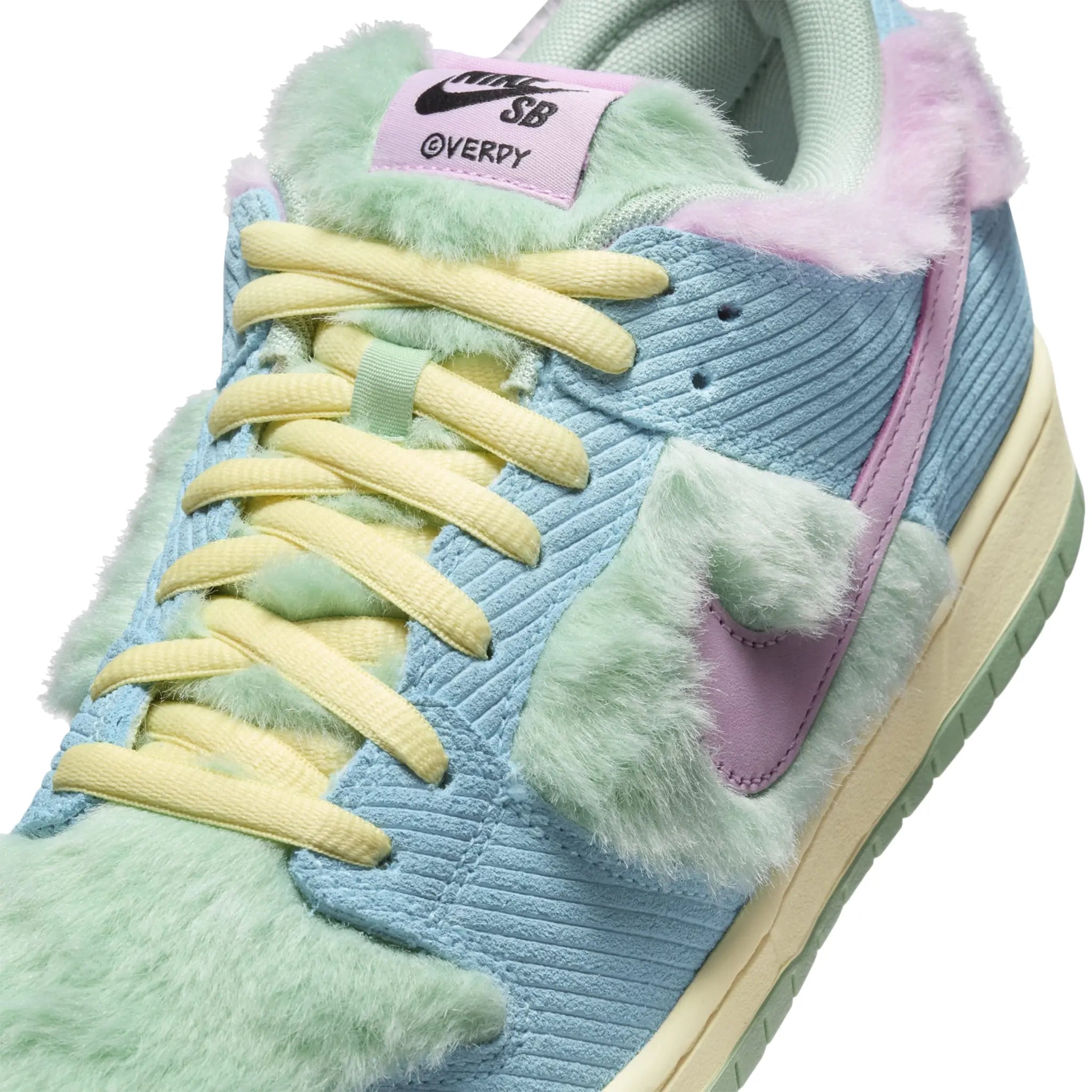 Verdy x Nike SB Dunk Low Visty Sneakers - Limited Edition Collab for Skateboarding & Streetwear Fashion - Perfect for Skaters, Sneakerheads & Urban Style Enthusiasts