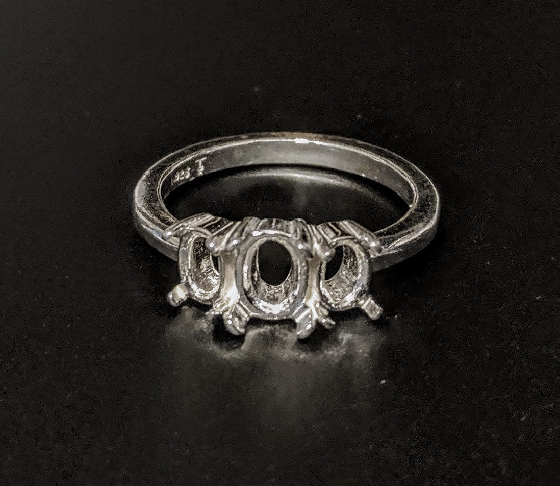 Solid Sterling Silver or 14kt Gold 6x4mm & 10x8mm Oval Ring Setting with Oval Accents - Size 8 (163551/143551) - Perfect for Engagement Rings, Wedding Bands & Jewelry Making