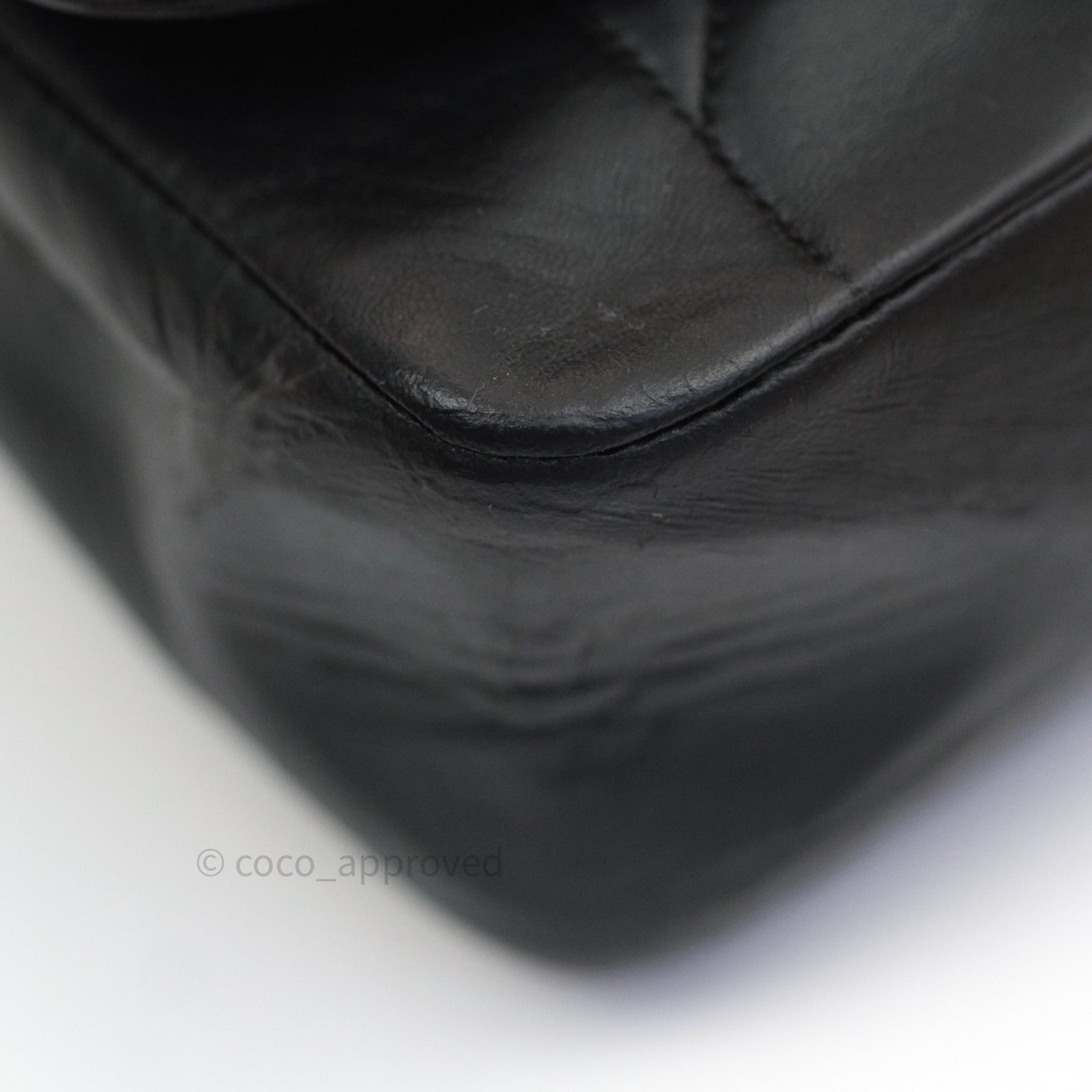 Authentic Chanel Black Quilted Lambskin Medium Vintage Classic Diana Flap Bag - Luxury Handbag for Women, Perfect for Evening Parties & Special Occasions