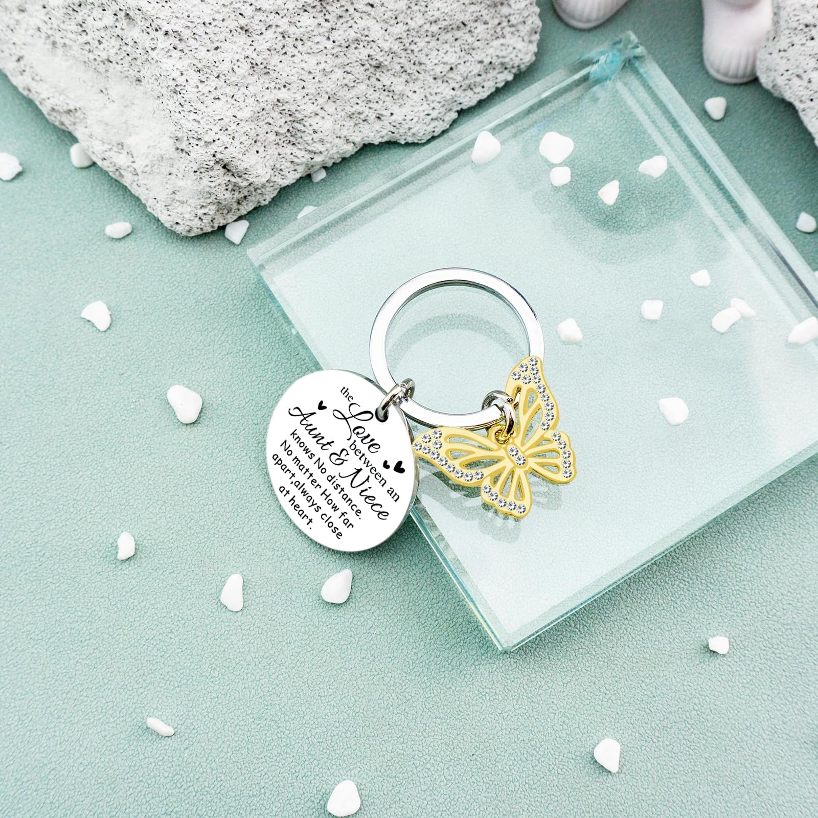 Unique Aunt Keychain Gift - Thoughtful Niece to Aunt Present for Mother's Day, Birthday & Special Occasions | Perfect Women's Gift for Aunts from Niece | Great for Everyday Use, Keyrings & Sentimental Keepsakes
