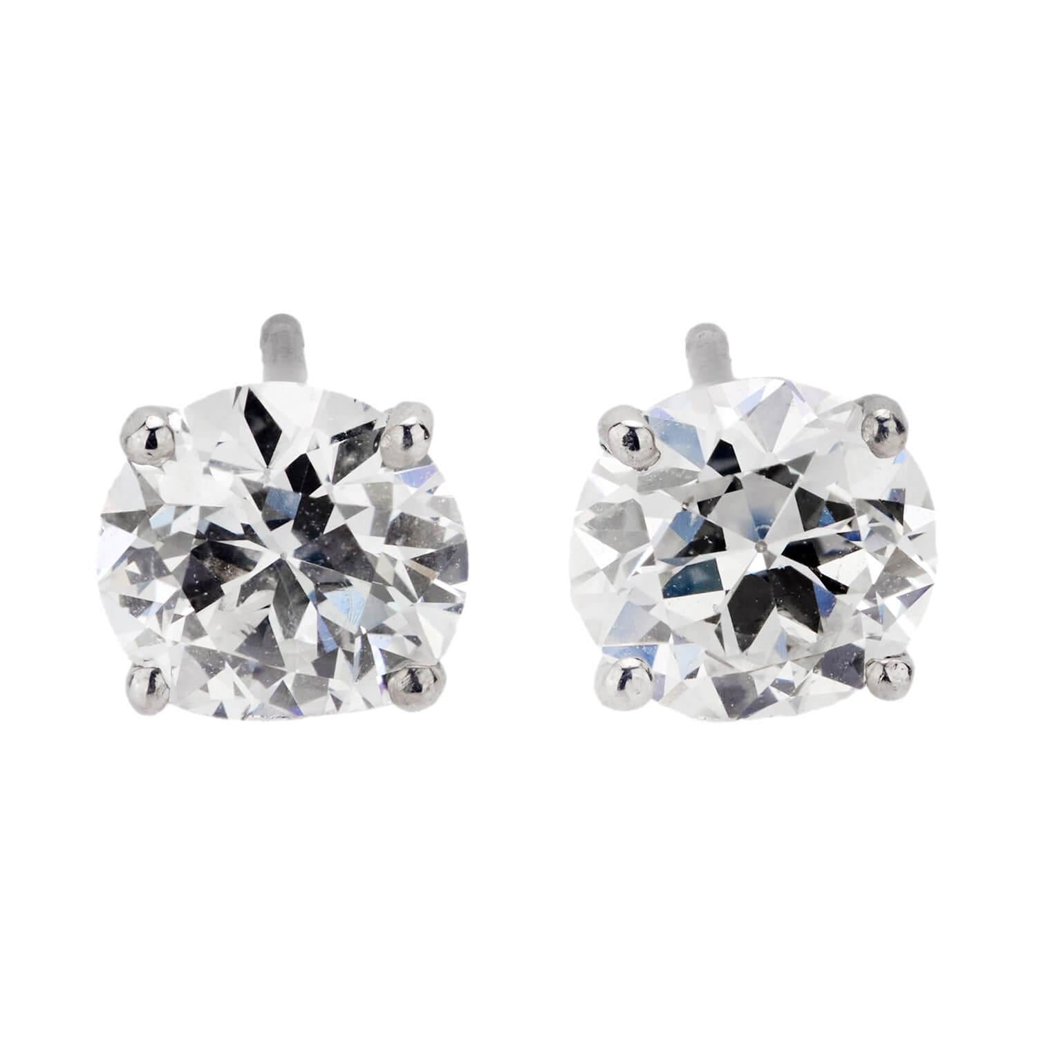 14K Gold Diamond Stud Earrings for Women - Elegant & Timeless Jewelry Gift for Wedding, Anniversary & Special Occasions