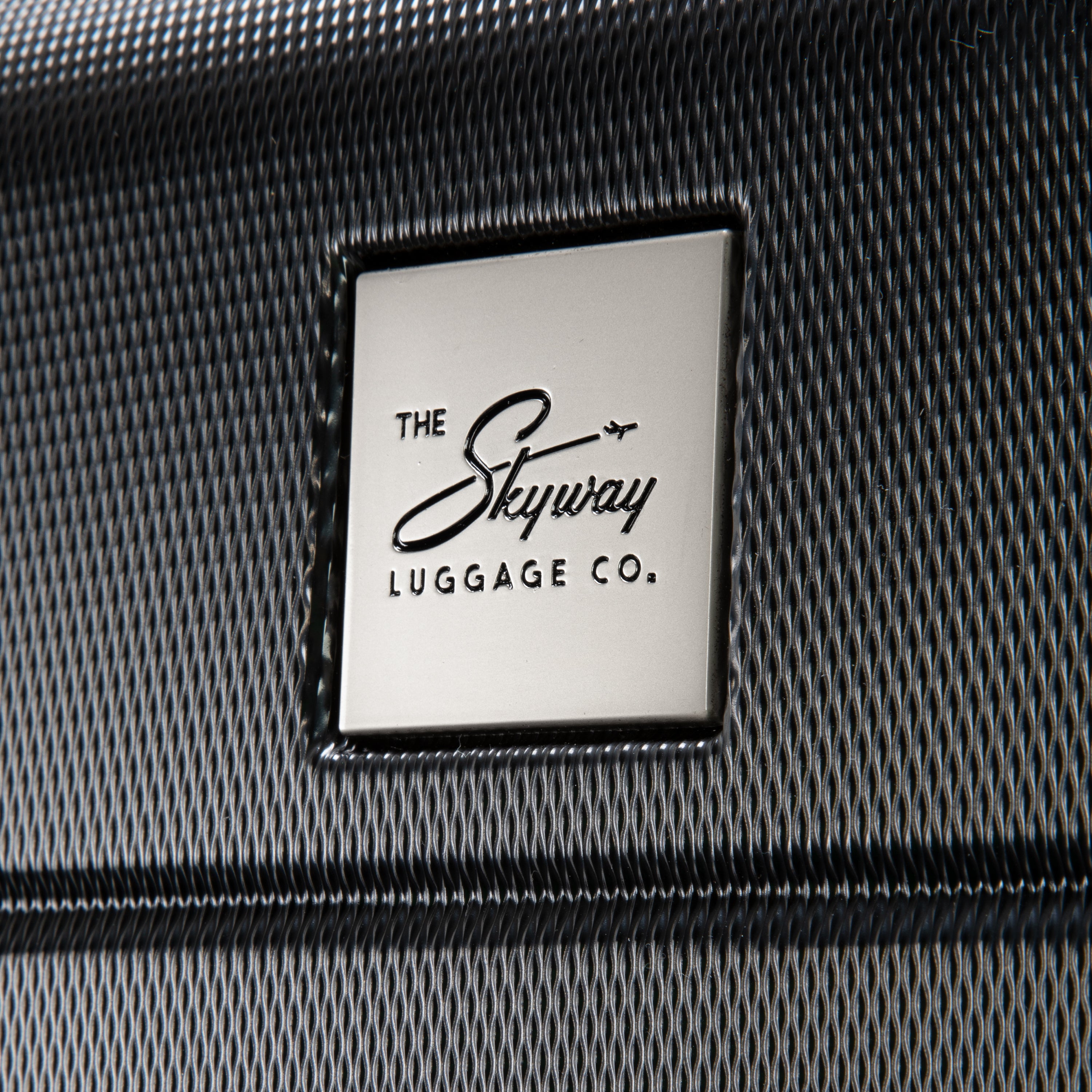 Skyway Epic 2.0 Medium Expandable Spinner Luggage - 20