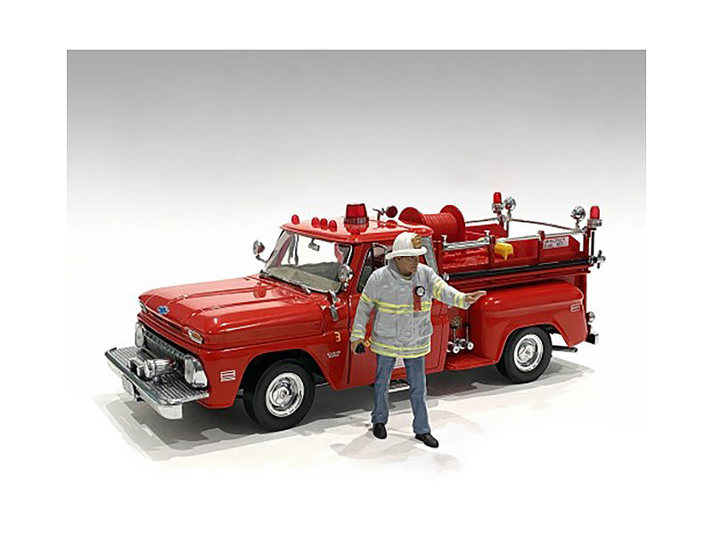 American Diorama 1/18 Scale Firefighter Action Figures - 6 Piece Set (4 Male Firefighters, 1 Dog & Accessories) for Diorama Displays & Model Train Scenes