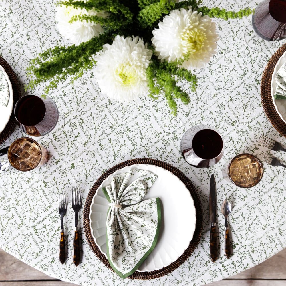India Hicks Home Sea Ferns & Domino Hunter Green Tablecloth - Stylish Cotton Table Cover for Dining Room, Kitchen, and Outdoor Entertaining