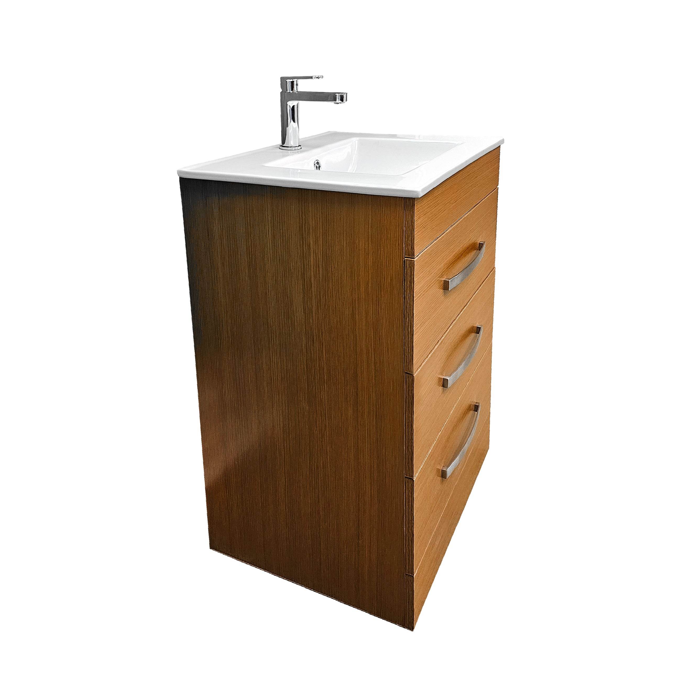 Light Walnut Geneva 24