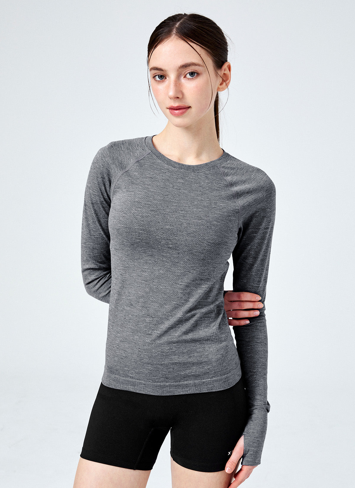 Breathable Mesh Seamless Long Sleeve Shirt with Finger Hole Design - Perfect for Yoga, Workouts & Outdoor Activities