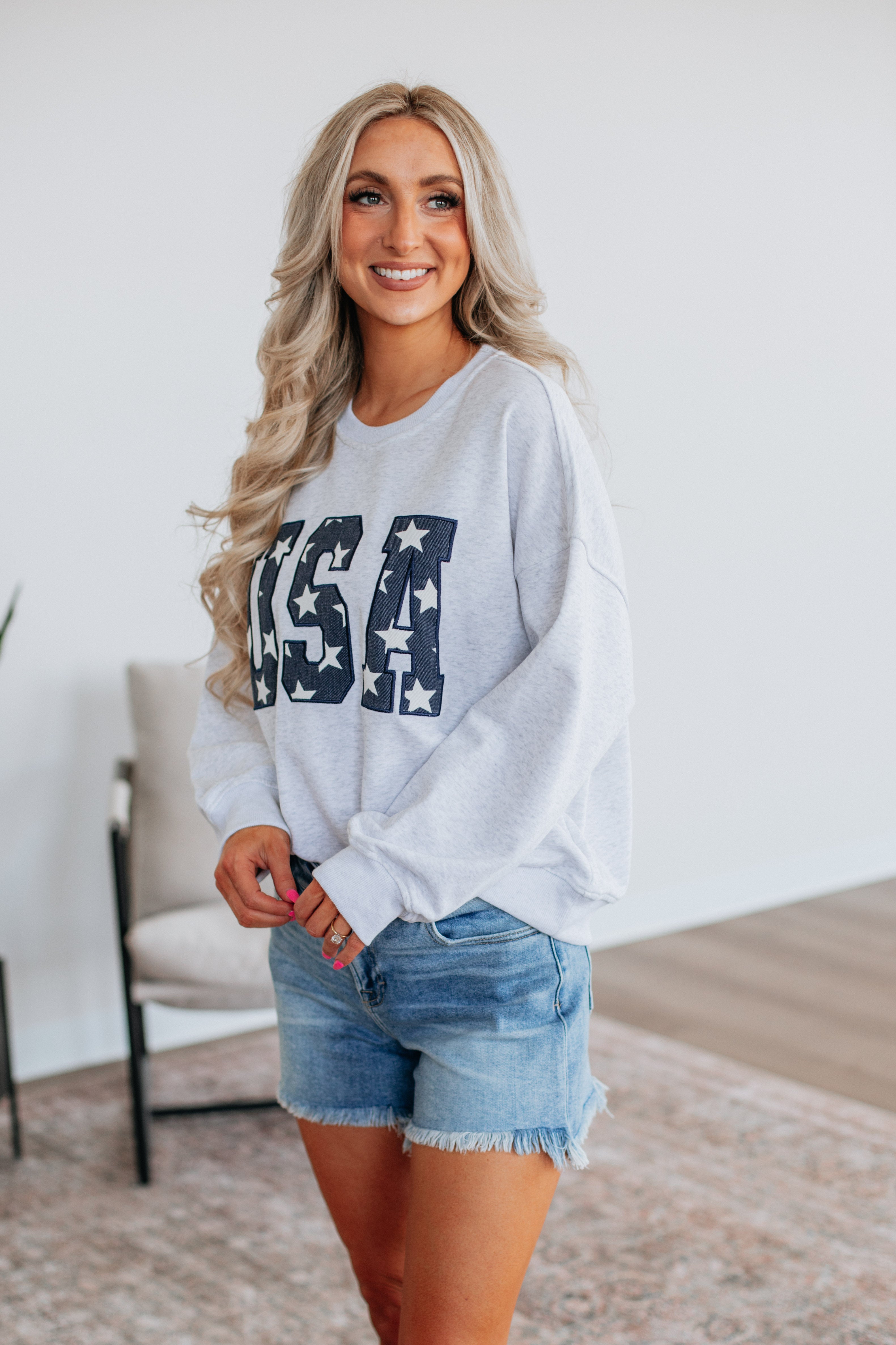 Cozy USA Sweatshirt - Soft & Comfortable Pullover Hoodie for Men & Women | Perfect for Casual Wear, Lounge & Outdoor Activities