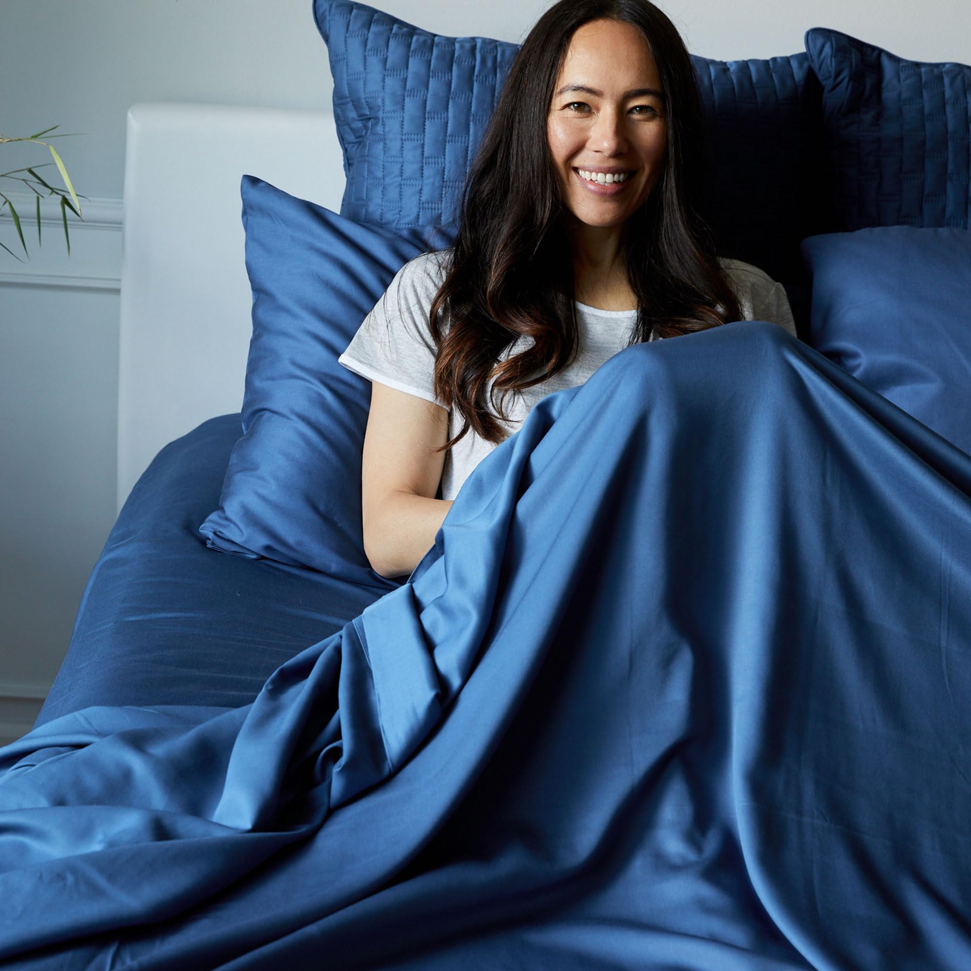BedVoyage King Size Cooling Sheet Set - 100% Bamboo Viscose, 4-Piece Luxury Bedding with 18