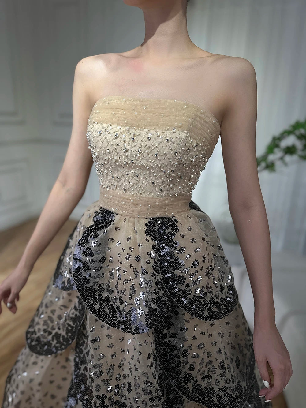 Elegant Black Sequin Evening Gowns with Tiered Ruffles - Dubai Luxury Formal Dresses for Women - Perfect for Weddings, Galas & Special Occasions