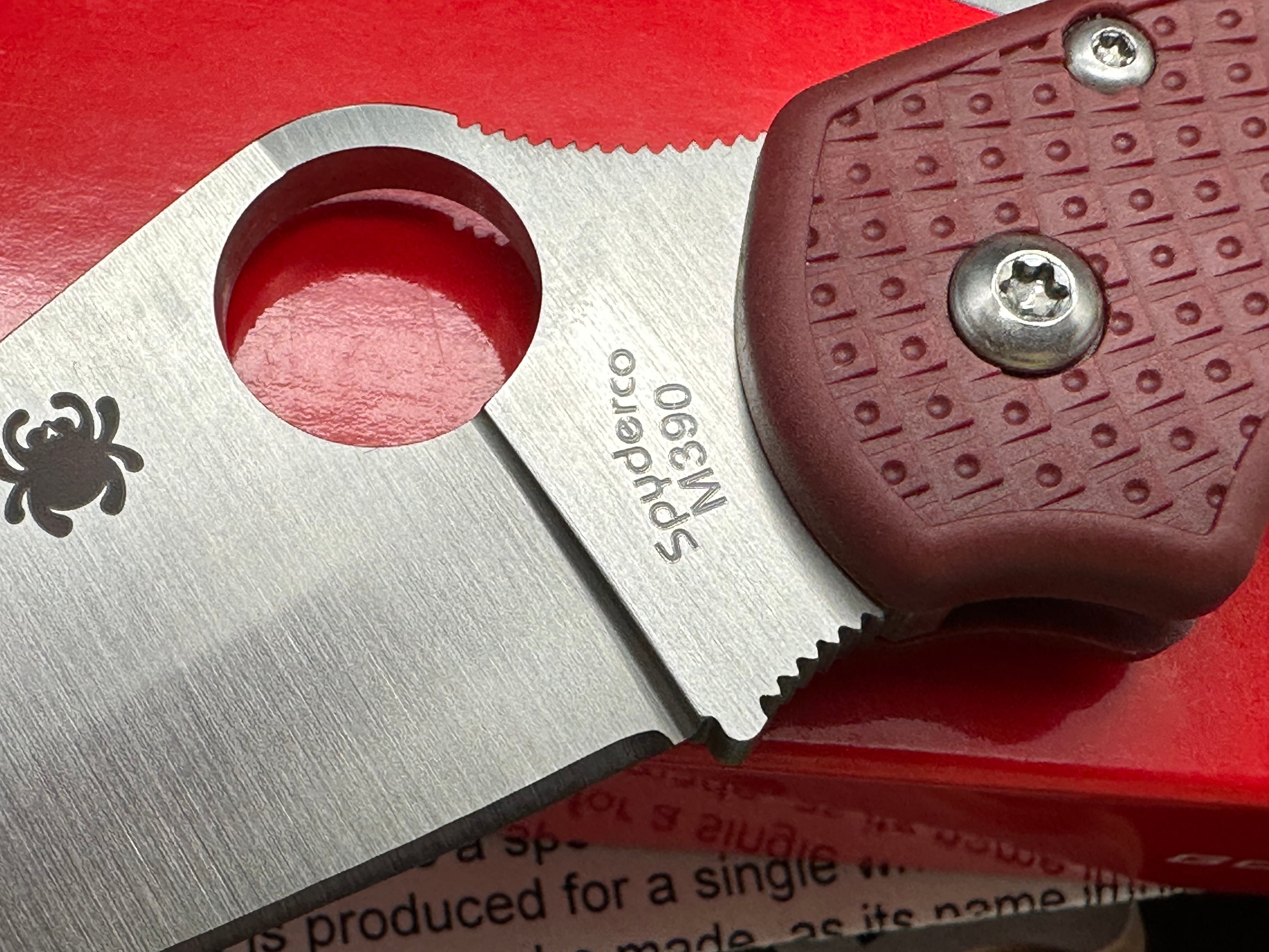 Spyderco Para 3 Lightweight Folding Knife - DLT Exclusive M390 Steel Blade (2.93