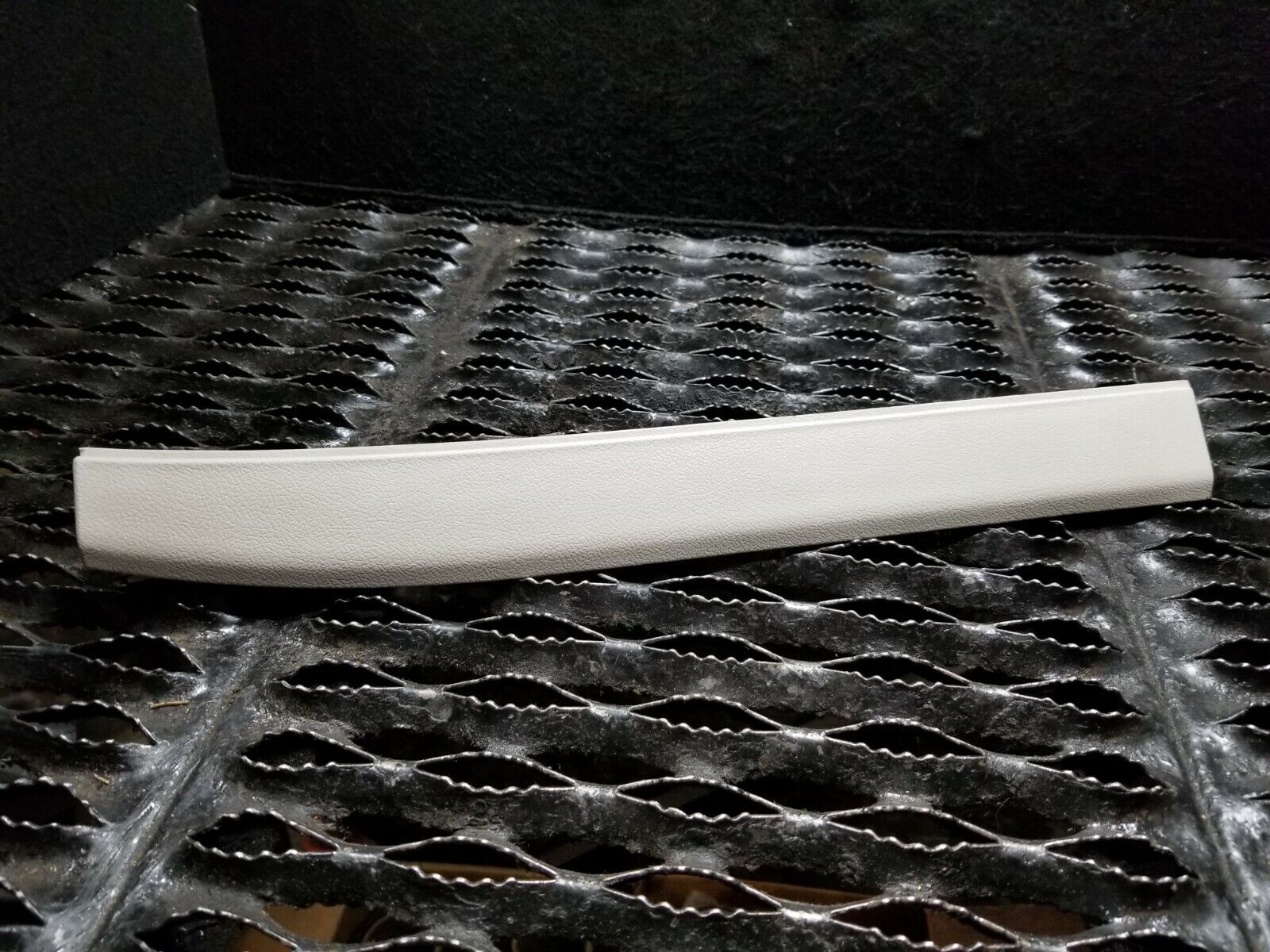 2005-2007 Dodge Magnum Dash Driver Side Trim Strip Bezel OEM Replacement - Perfect for Interior Repair & Restoration Projects