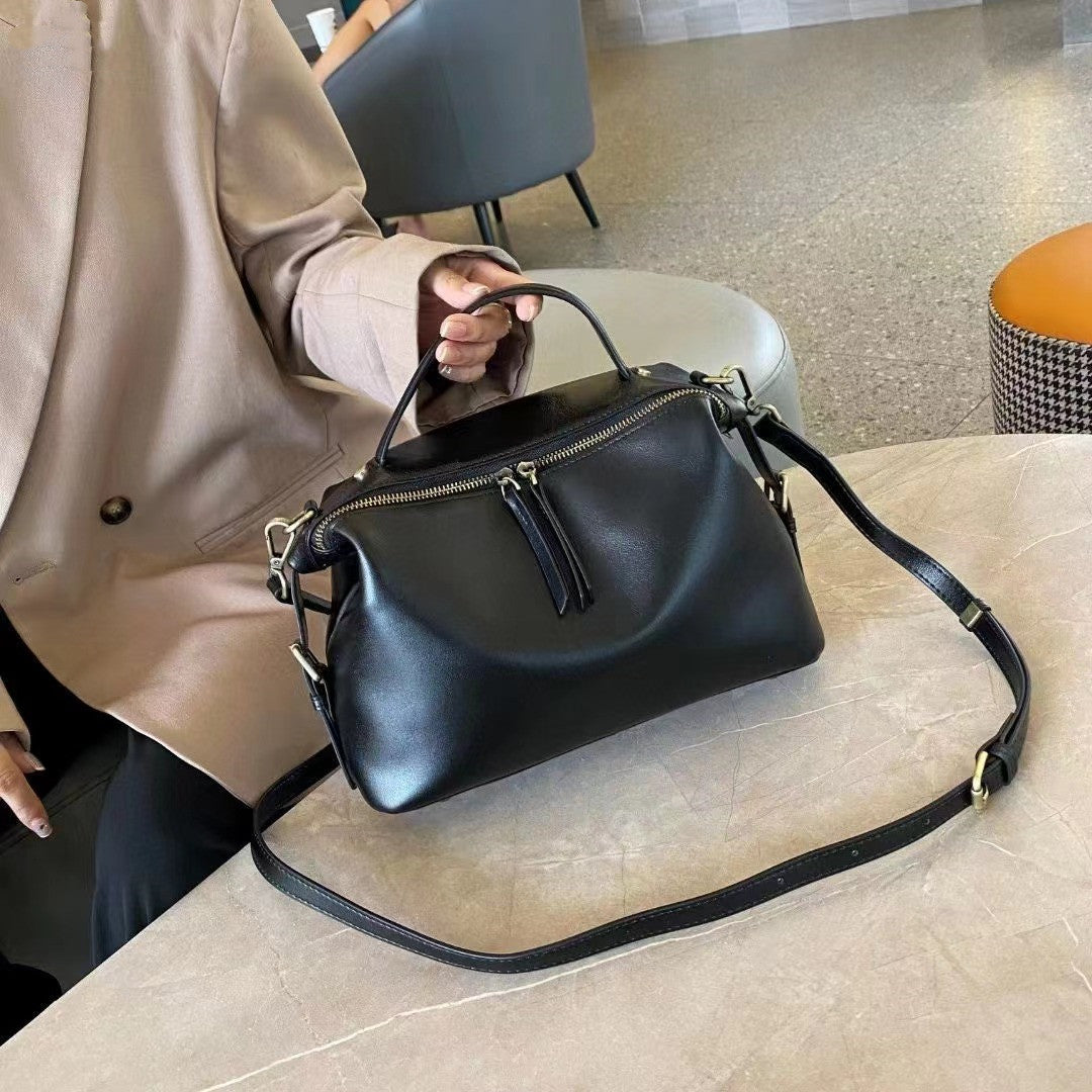 Stylish Convertible Shoulder Bag for Women - Crossbody, Tote & Backpack - Perfect for Work, Travel & Daily Use