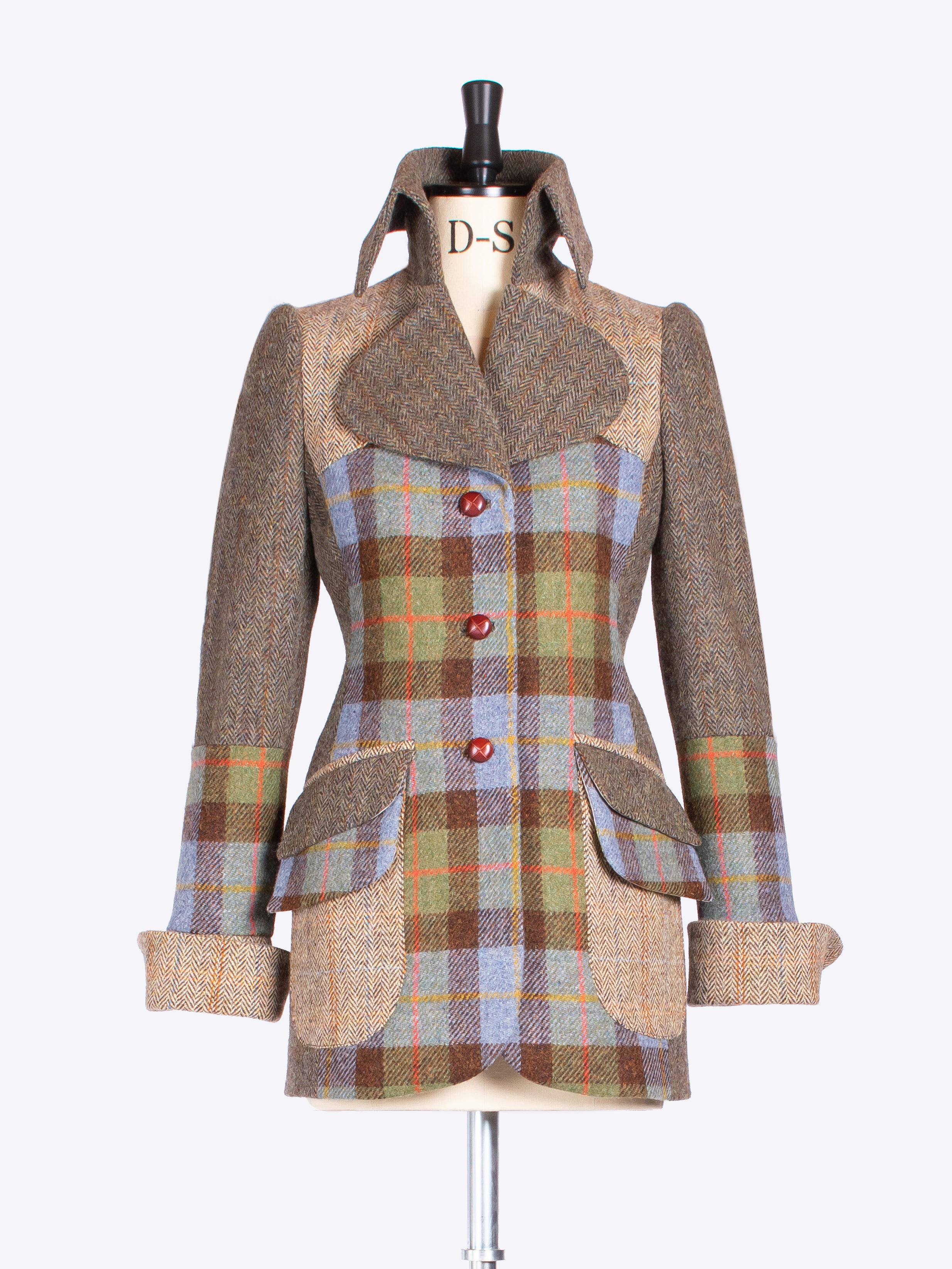 Patch Jacket - MacLeod Style in Moss Green & Beige | Vintage-Inspired Outerwear for Men & Women | Perfect for Casual Wear, Outdoor Adventures & Street Fashion