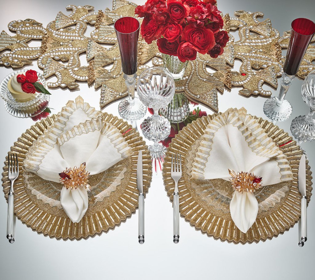 Elegant Champagne Etoile Placemat Set of 2 - Premium Table Mats for Dining & Entertaining - Perfect for Weddings, Dinner Parties & Home Decor
