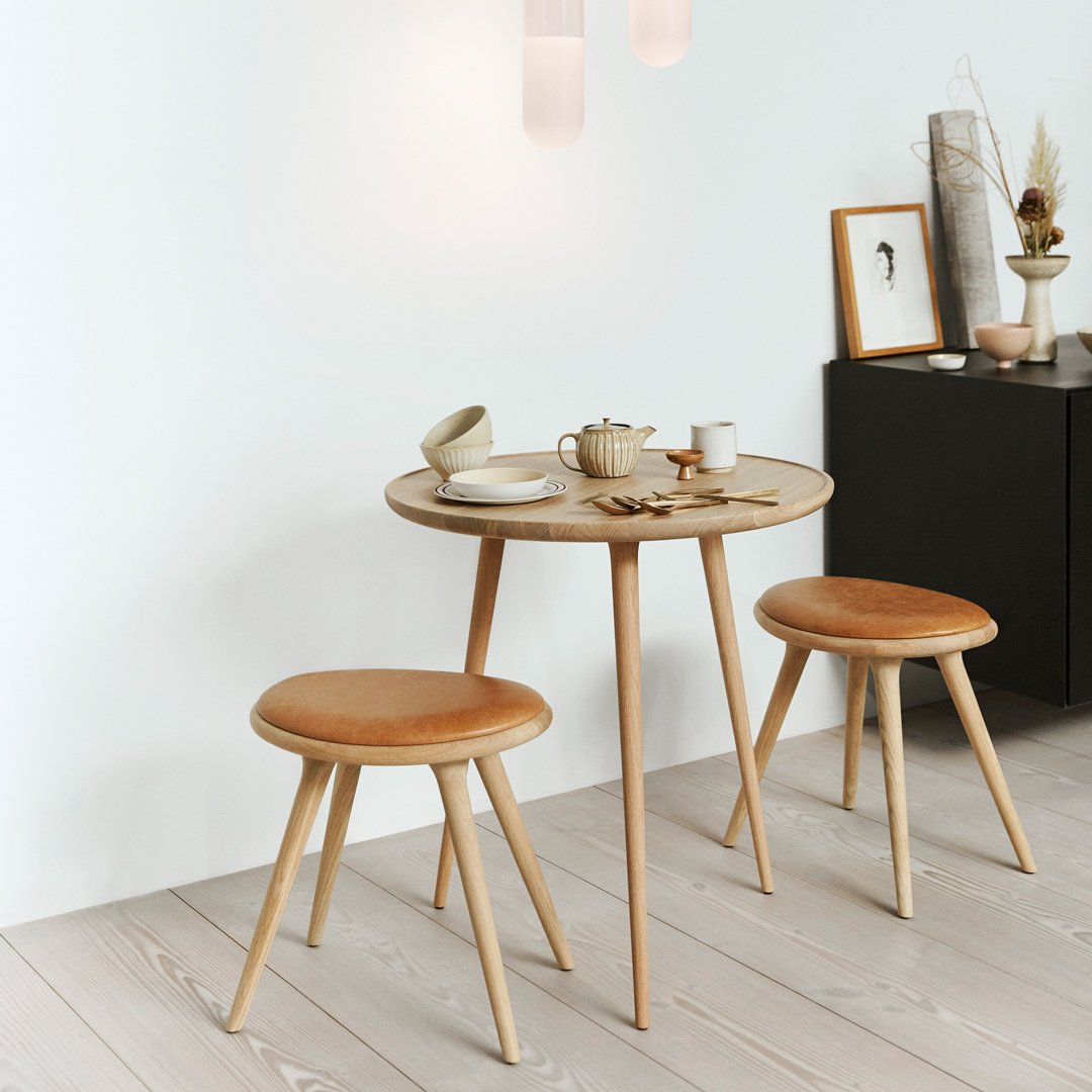 Modern Accent Side Table - Small End Table for Living Room, Bedroom, or Office - Perfect for Coffee, Books, and Decor