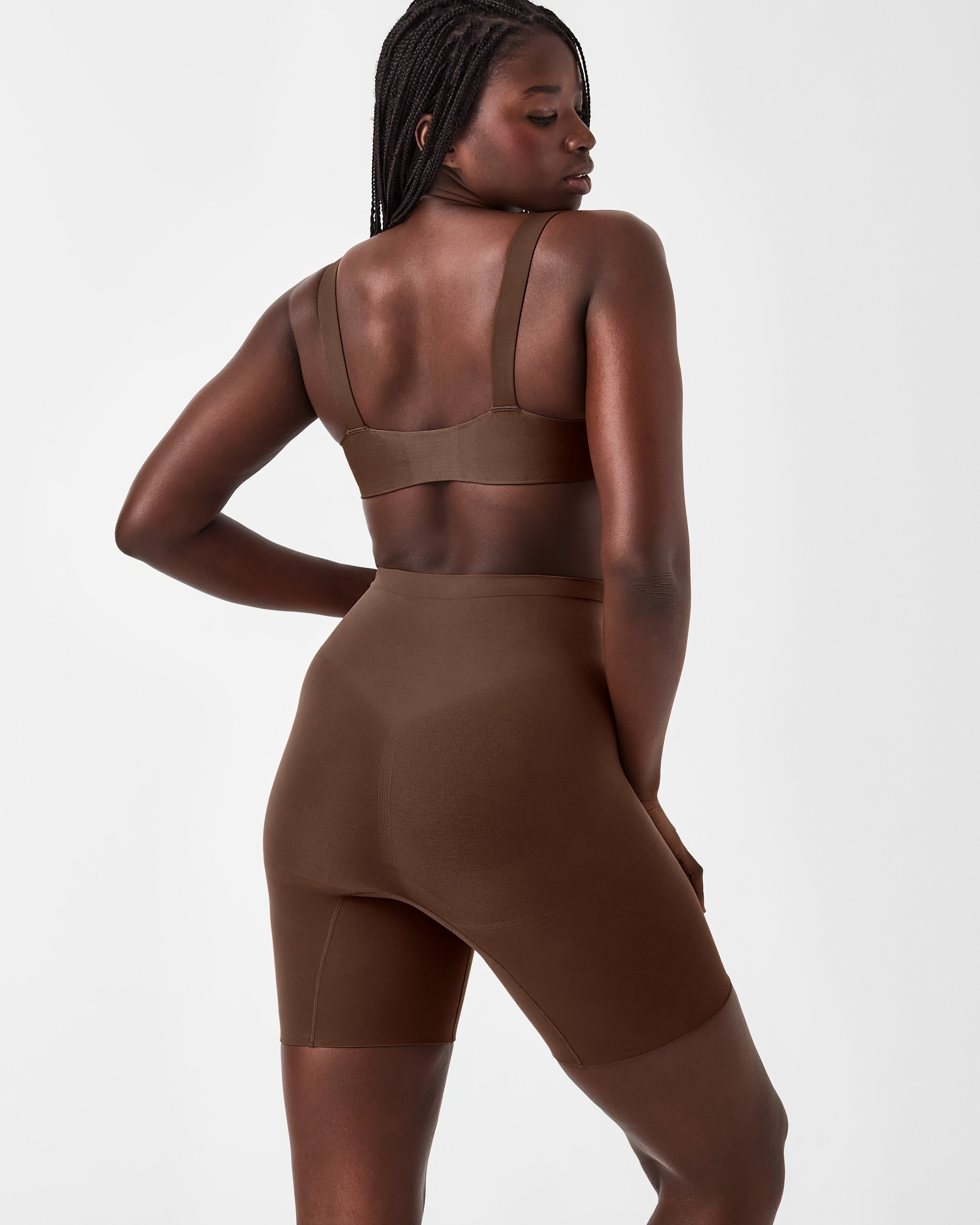 SPANX Sculpt™ Seamless Power Mid Thigh Shorts - High Waist Shaping Shorts for Women - Slimming & Comfortable Shapewear - Perfect for Workout, Yoga, and Everyday Wear