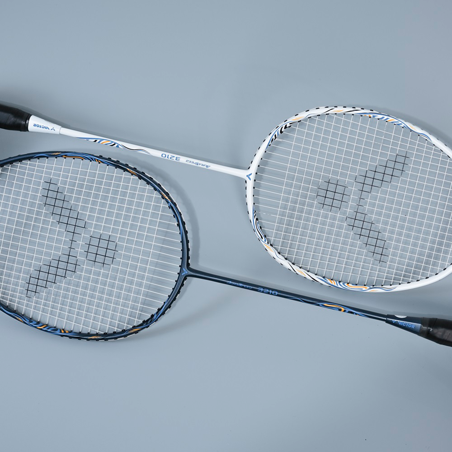 Victor Auraspeed 3210 S (ARS 3210 S) Pre-Strung Badminton Racket - Professional Carbon Fiber Shuttlecock Racket for Training & Competitive Play