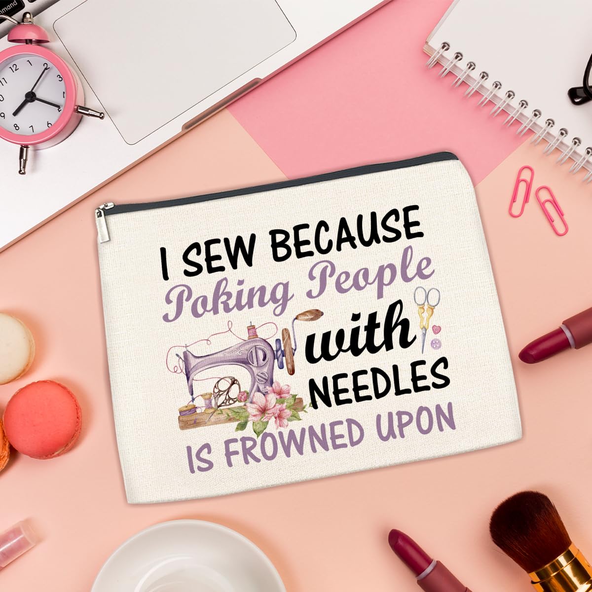 Premium Quilting & Sewing Gifts Makeup Bag for Women - Zippered Cosmetic Pouch for Travel, Purse & Toiletry - Perfect Birthday, Christmas Gift for Mom, Grandma & Sewing Lovers - Ideal for Quilters, Hostess Gifts & Everyday Use