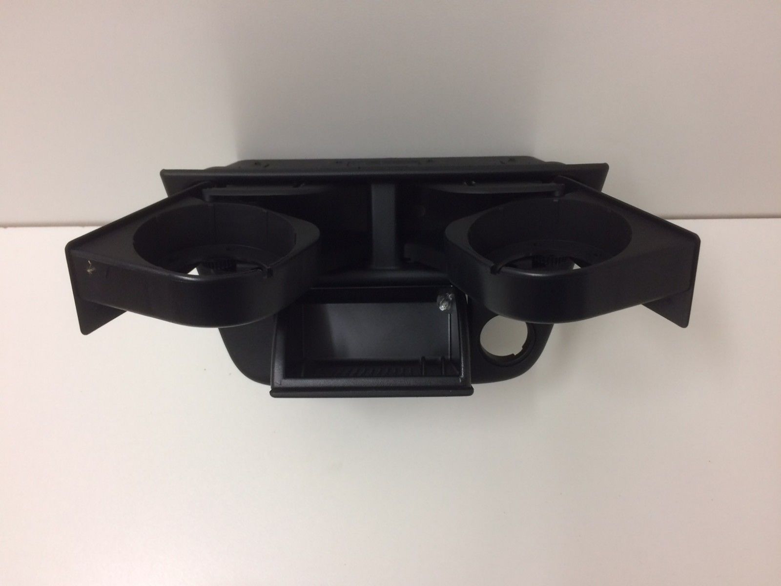 Genuine Holden Dash Cup Holder & Ashtray Replacement for JR JS Vectra 1997-2001 Models - Perfect for Car Interior Upgrade & Road Trips