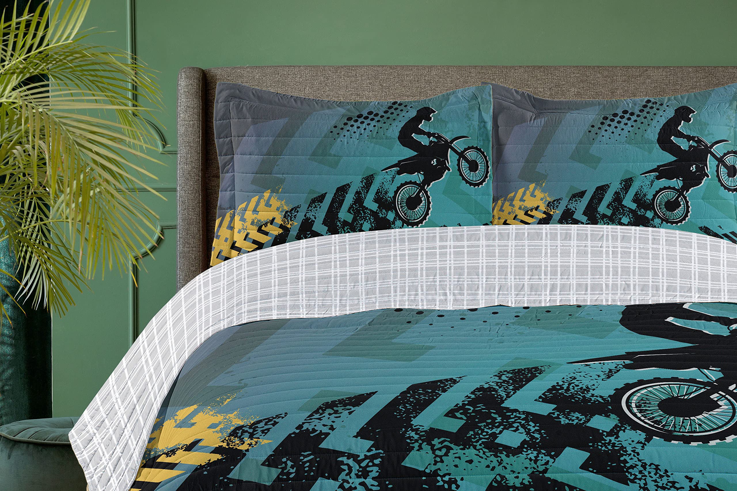 Ambesonne Reversible Dirt Bike Bedspread Set - Extreme Sports Stunt Racer Silhouette Design with Grunge Arrows | Microfiber Comforter & Pillow Shams | King Size Bedding in Teal, Pale Blue & Black | Perfect for Motorcycle Enthusiasts' Bedrooms & Man Caves