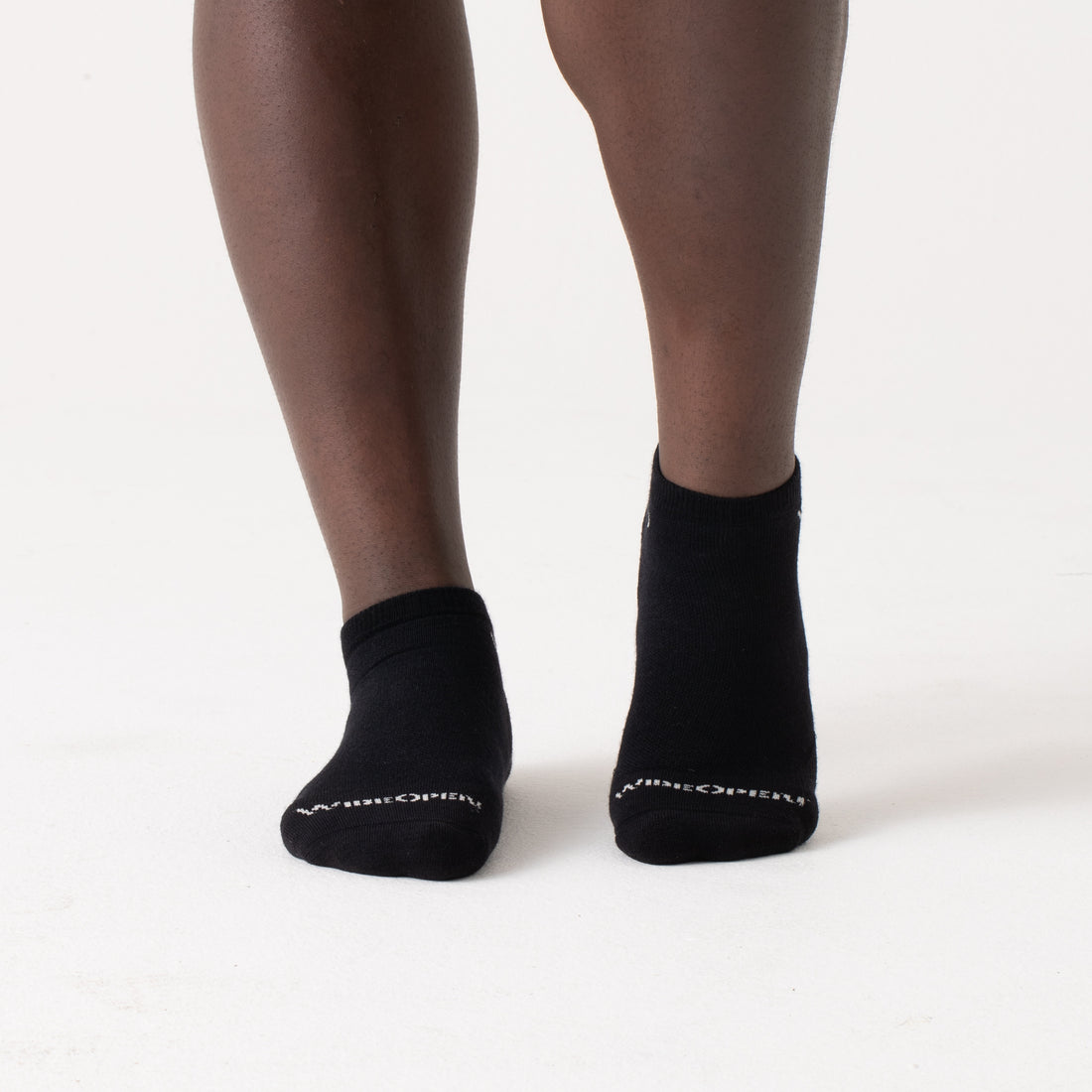 Breathable No-Show Socks with Cushioned Sole for Women & Men - Perfect for Sneakers, Loafers & Everyday Comfort