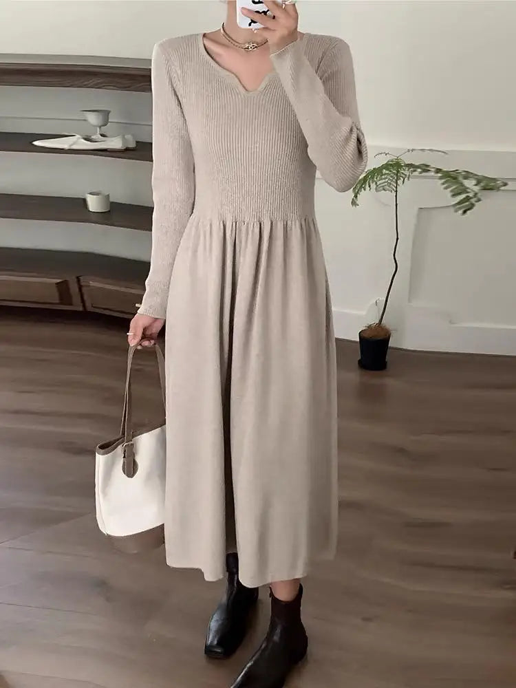 Elegant V-Neck Long Sleeve Slim Knit Pleated Dress for Women | Autumn Winter Solid Casual A-Line Sweater Dress 2023 | French Simple Style for Office, Party & Date Night