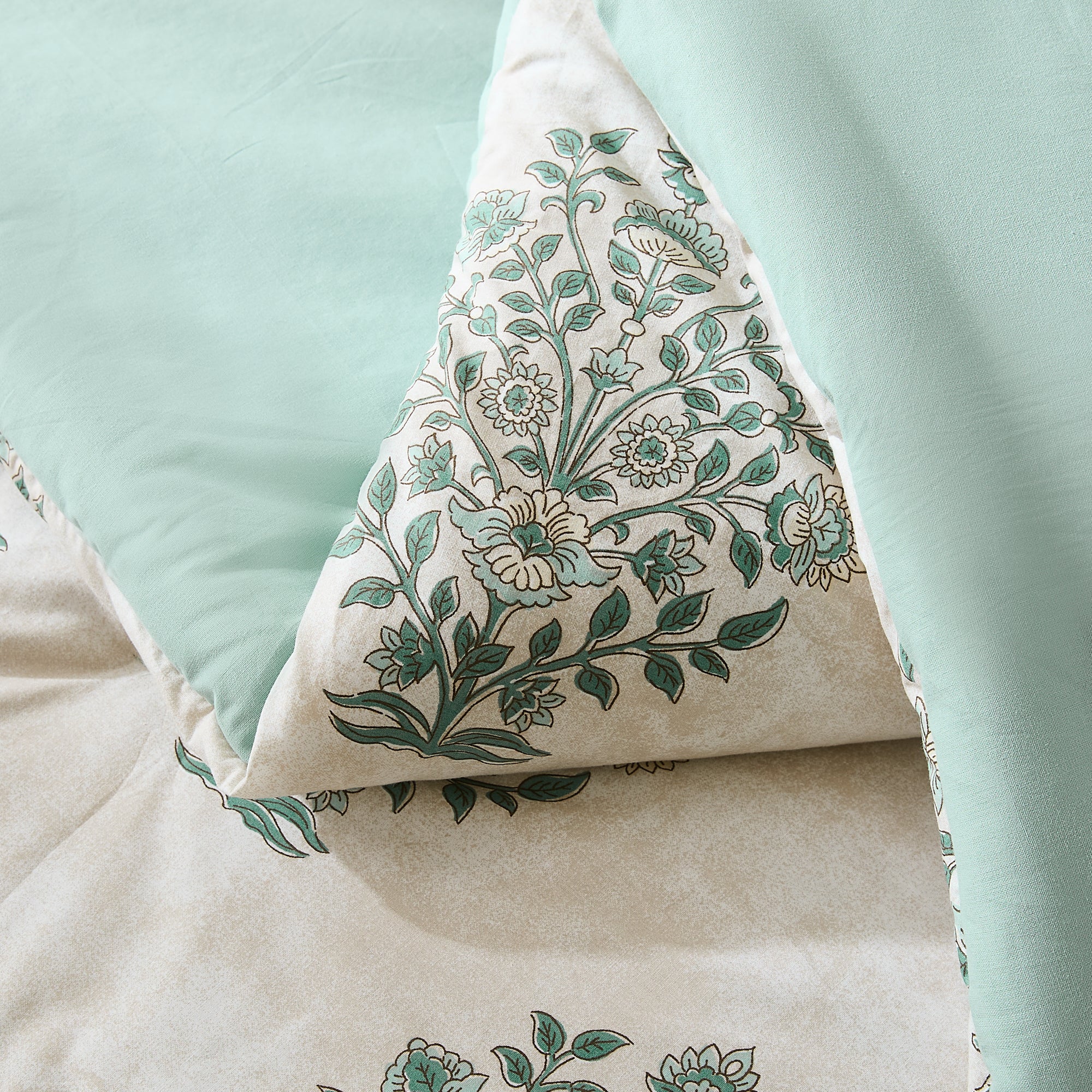 Sofia Floral Block Bouquet Cotton Comforter Set - Soft & Breathable Bedding for Cozy Bedroom Decor, Perfect for Master Bedroom, Guest Room & Dorm