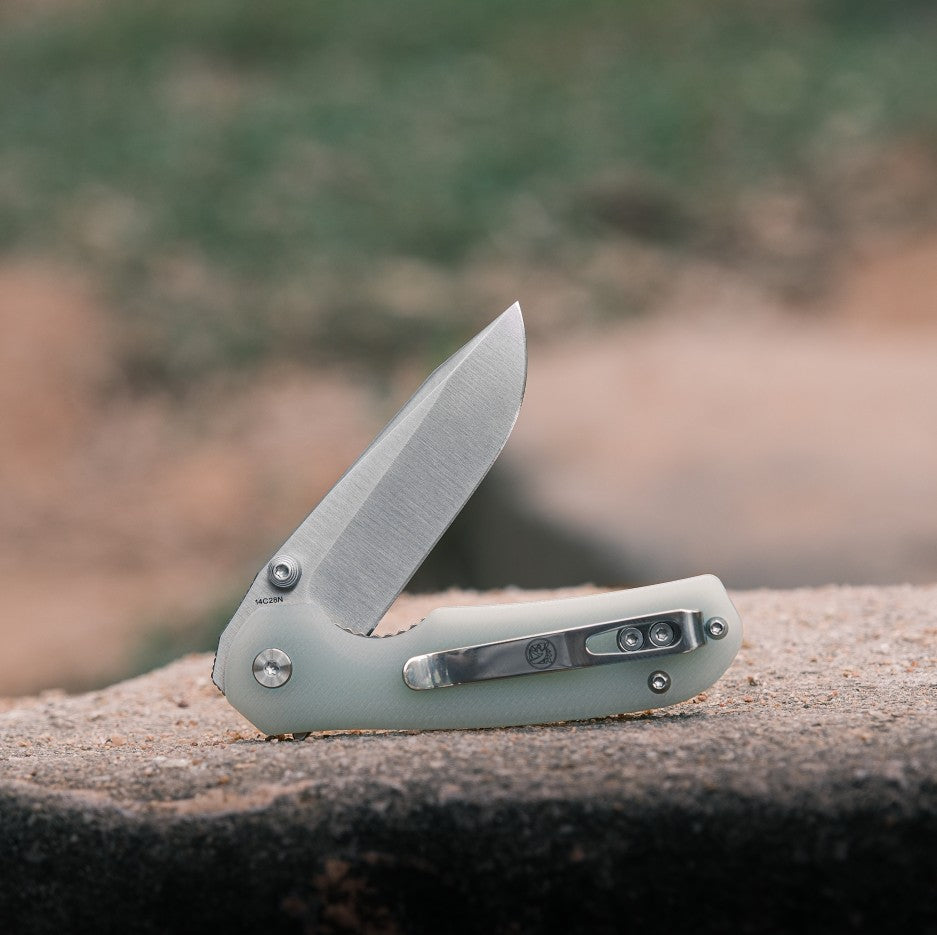 Premium Chipmunk Liner Lock Folding Knife - 2.64
