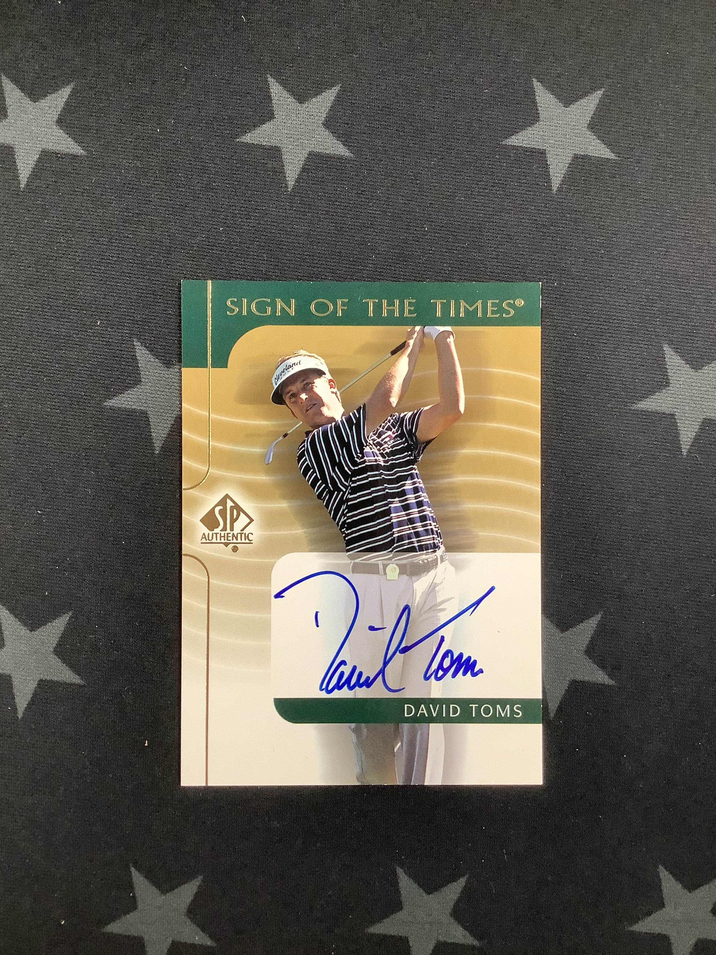 2003 Upper Deck Sign of the Times David Toms Authentic Autographed Golf Card #DT - Collectible Memorabilia for Sports Fans & Display in Home or Office