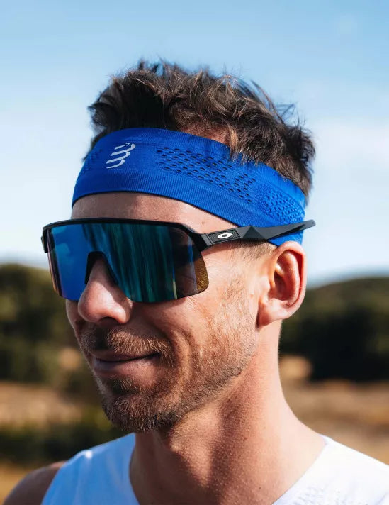 Compressport Unisex Thin Headband On/Off - Dazz Blue - Sweat Absorbing Sports Headband for Running, Cycling & Workouts