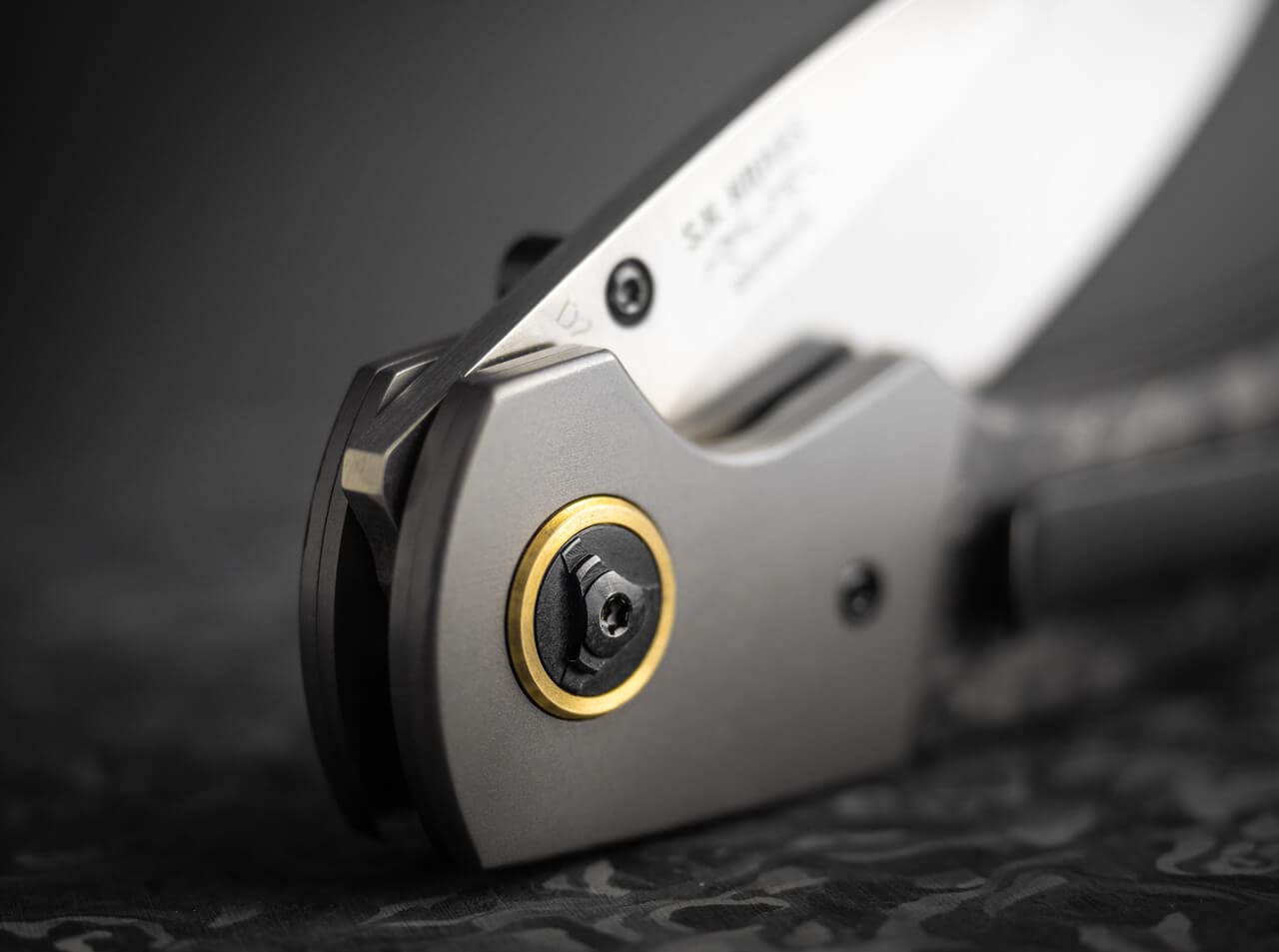 BÖKER PLUS Gulu Pro Folding Pocket Knife - Marble Carbon Fiber & Titanium Handle, D2 Steel Blade, Liner Lock Mechanism | Designed by Steve Kelly | EDC, Outdoor Survival, Camping & Everyday Carry Knife