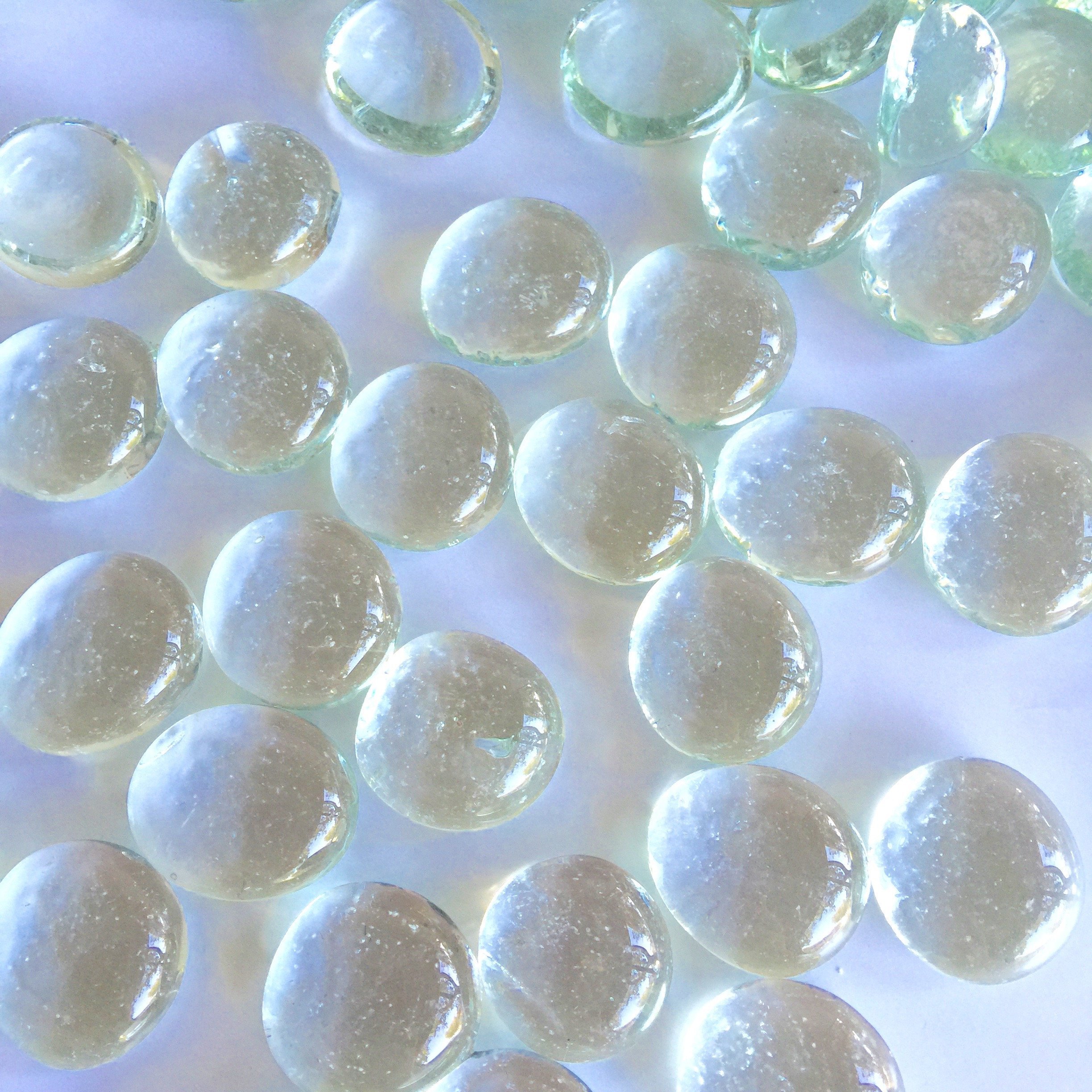 Premium Clear Flat Glass Marble Vase Filler - 30 lbs (2700 Pieces) - Perfect for Wedding Centerpieces, Floral Arrangements, and Home Decor