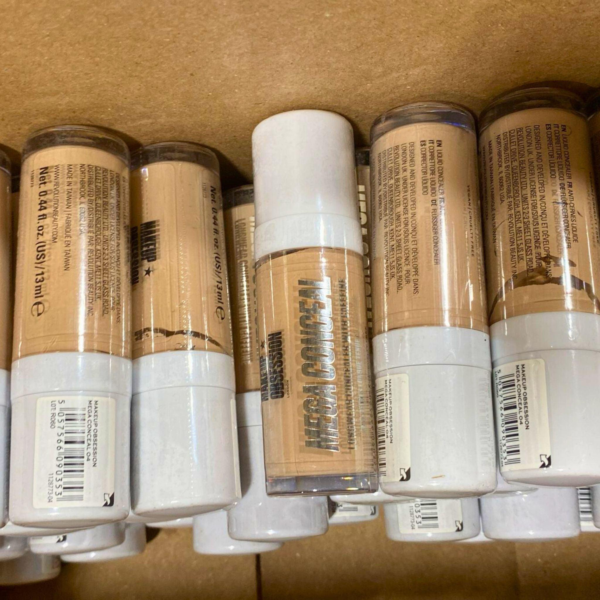 Makeup Obsession Mega Conceal Longwear Concealer 0.44oz (30 Pcs Bulk) - Full Coverage Liquid Concealer for Dark Circles, Blemishes & Acne - Perfect for Professional Makeup Artists & Beauty Salons