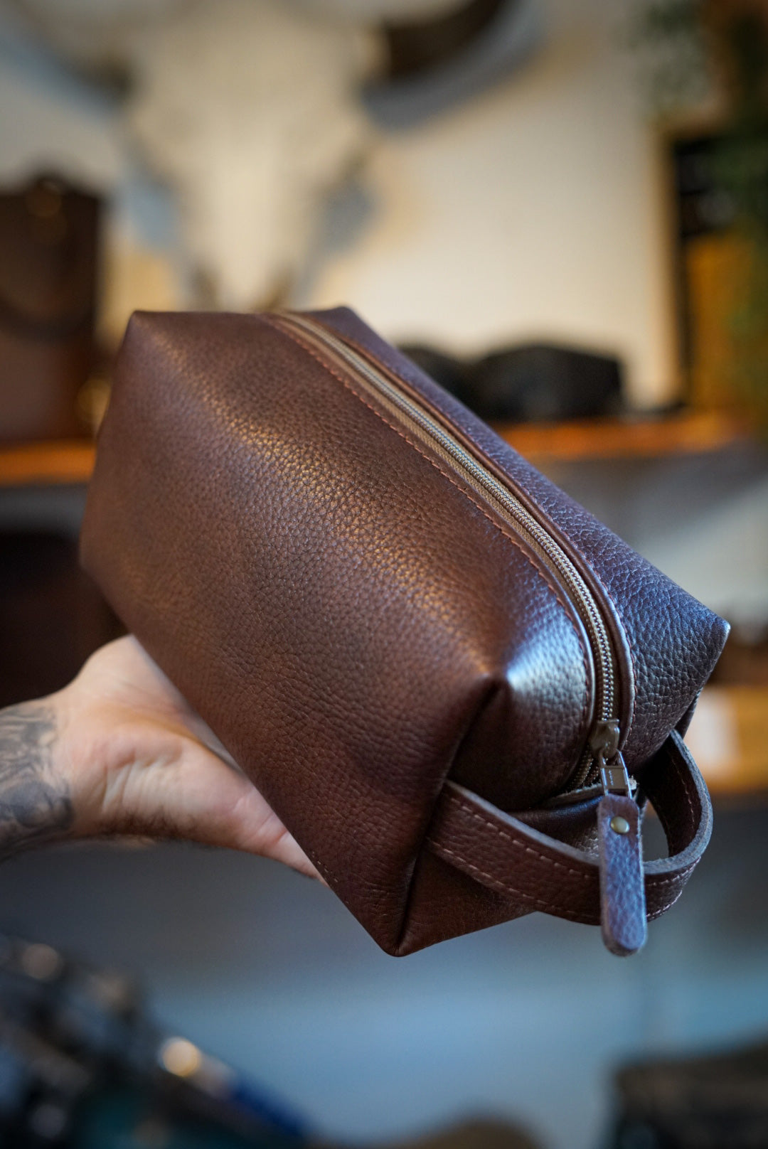 Premium Travel Toiletry Bag for Men & Women - Waterproof Hanging Organizer (Rock River Cappuccino) - Perfect for Camping, Gym, Business Trips & Vacation Essentials