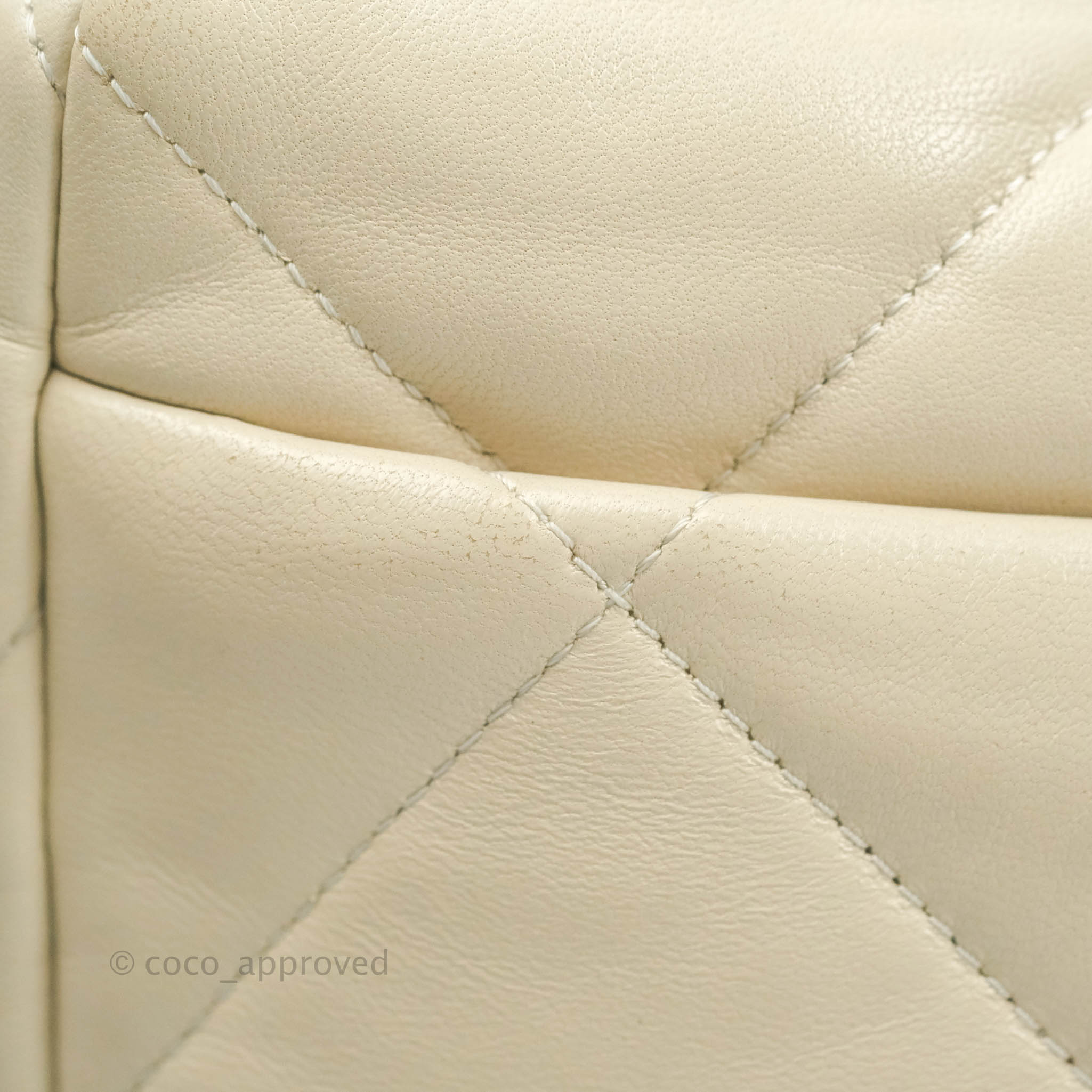 Chanel 19 Medium Flap Bag in Beige with Mixed Hardware - Luxury Designer Handbag for Women, Perfect for Work, Evening & Special Occasions