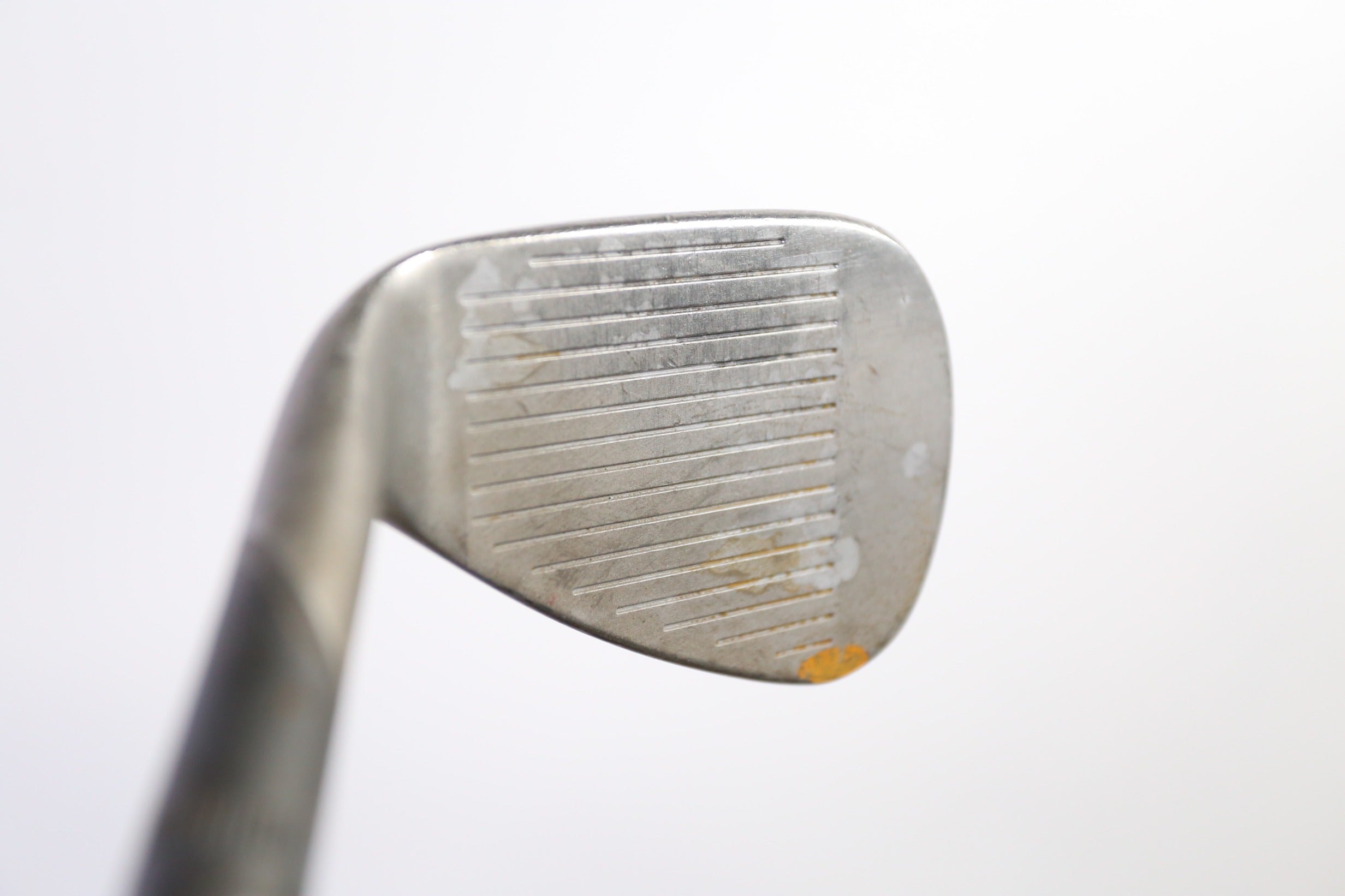 Used Callaway Mack Daddy Forged Slate Gap Wedge 50° Stiff Flex Right Hand Golf Club - Perfect for Approach Shots & Short Game Practice