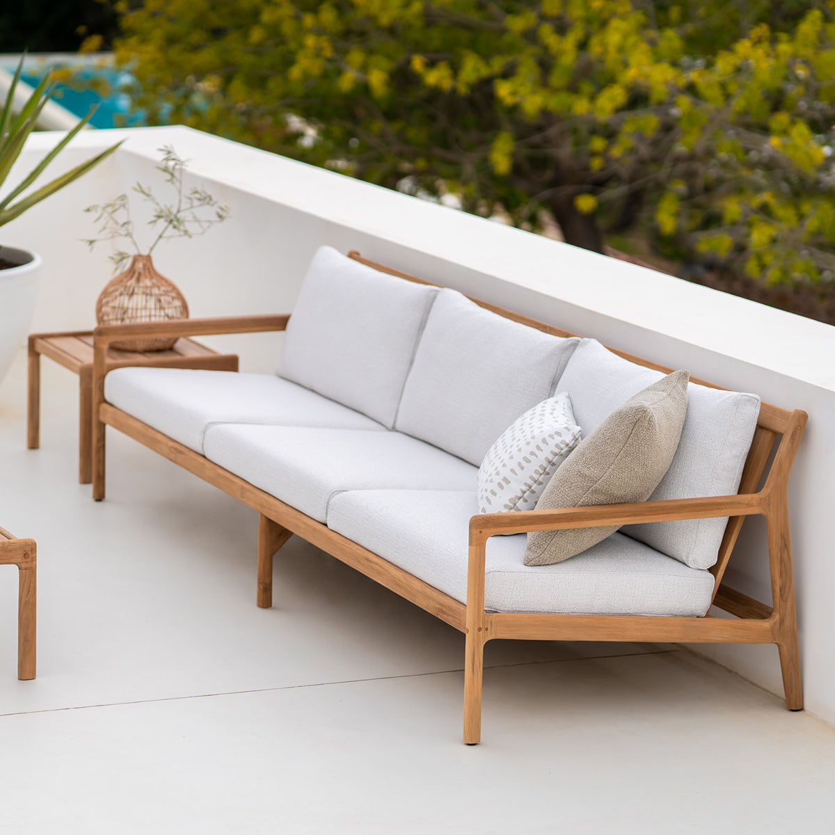 Outdoor 4-Seater Sofa Set - Teak Frame with Off-White Weather-Resistant Fabric Cushions | Perfect for Patio, Garden & Poolside Relaxation