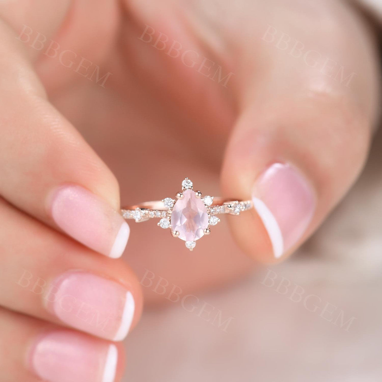 0.8 Carat Rose Quartz Engagement Ring with Diamond Band - Elegant Pear Shaped Wedding Ring for Women, Perfect for Proposals, Anniversaries & Romantic Gifts