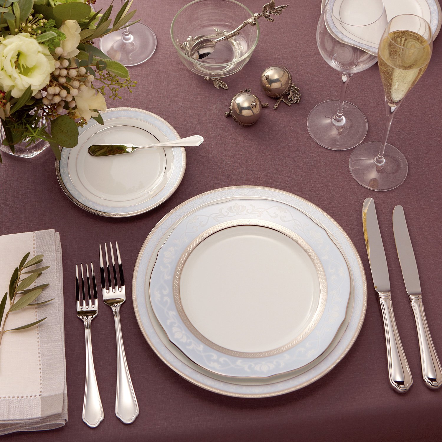 Noritake Hampshire Platinum Fine Porcelain Accent Plates (Set of 2) - 9.1 Inch (23 cm) Elegant Dinnerware for Formal Dining & Special Occasions