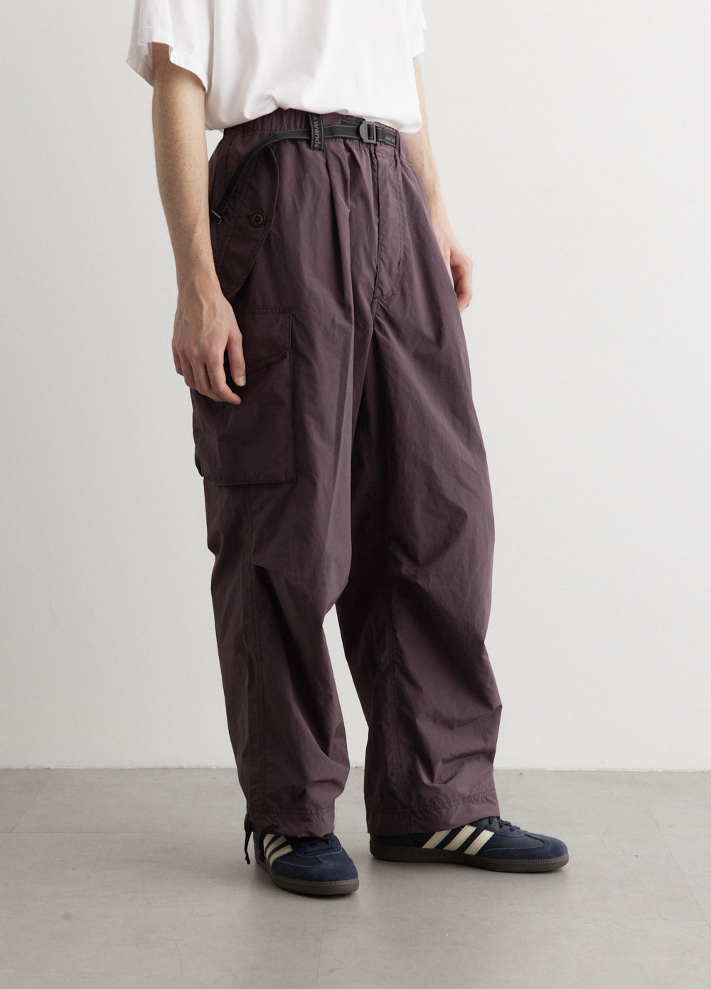 82 Oversized Cargo Pants for Men Women - High Waist Baggy Military Trousers with Multiple Pockets | Casual Streetwear, Workwear, Outdoor Hiking
