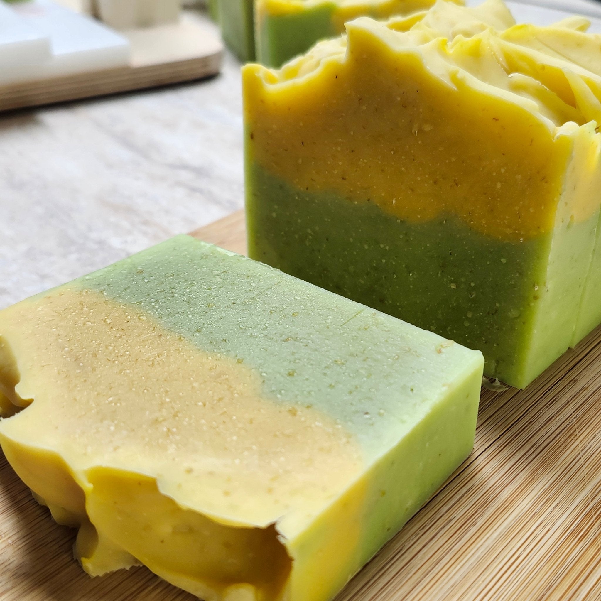 Organic Lemongrass & Basil Handmade Goat Milk Soap - Natural Moisturizing Bar for Sensitive Skin, Eco-Friendly Bath & Body Care, Perfect for Gifts, Spa & Daily Use