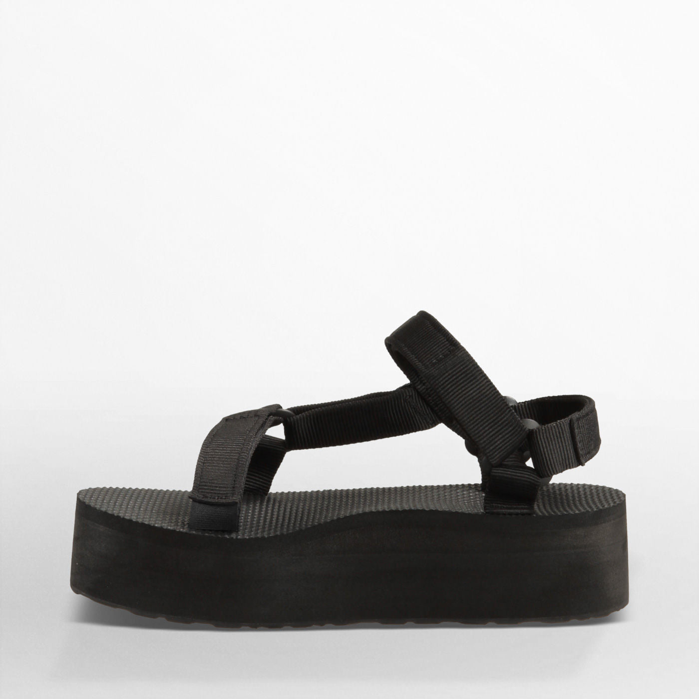 Teva Women's Flatform Universal Sandals - Comfortable & Stylish Hiking Sandals for Outdoor Adventures, Travel & Summer Wear