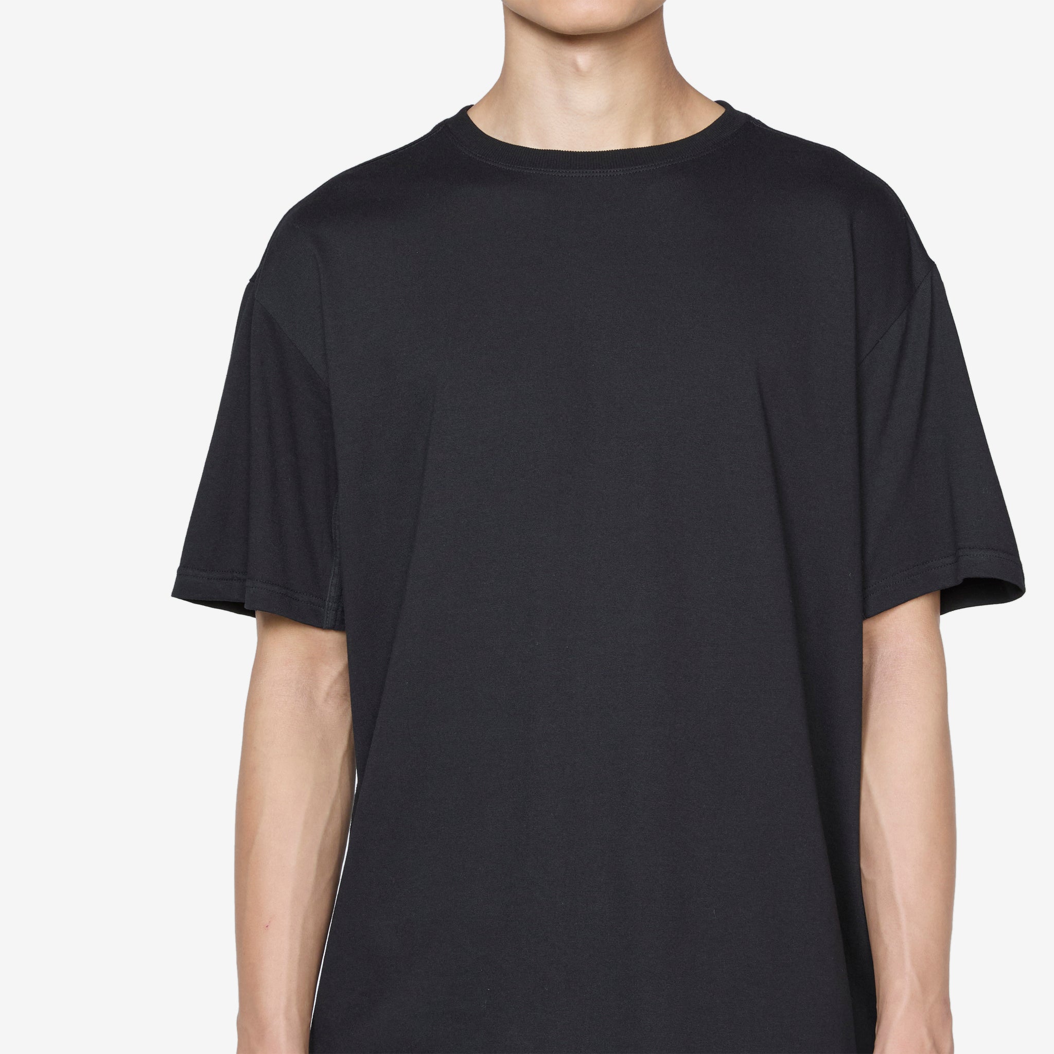 Ep.5 01 Black T-Shirt for Men - Casual Comfort Fit Cotton Tee for Everyday Wear, Street Style & Lounge