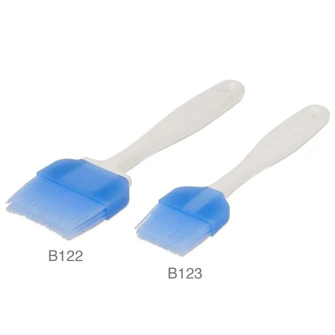 Non-Toxic Silicone Pastry Brush for Baking - Heat Resistant Kitchen Basting Brush for Cakes, Bread, BBQ & Grilling - Perfect for Bakers & Home Chefs