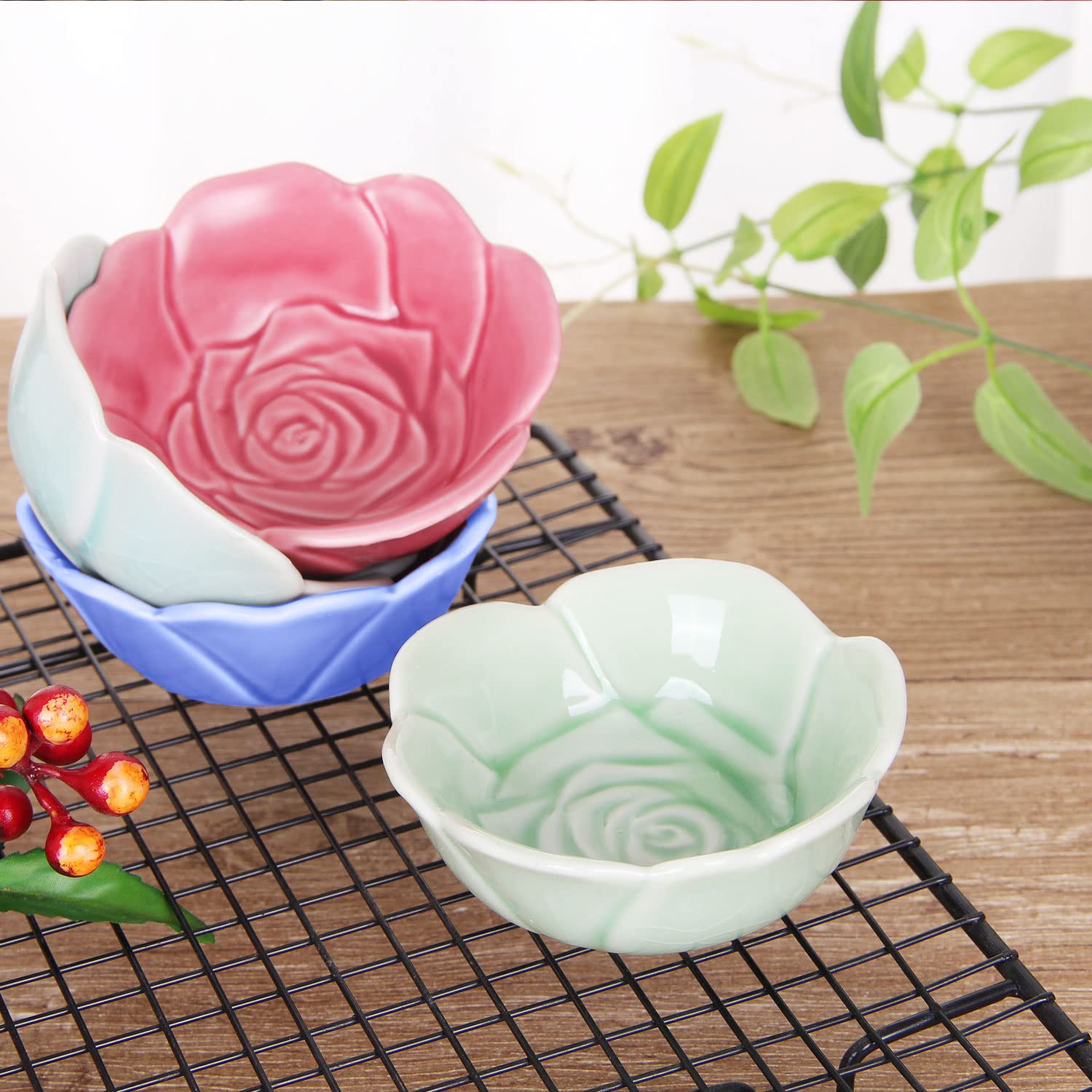 VanEnjoy 4-Piece Colorful Glazed Ceramic Soy Sauce Bowls - Floral Pattern Appetizer Plates, Condiment Dishes for Sushi, Dumplings & Asian Cuisine - Perfect for Restaurants, Home Dining & Party Serving