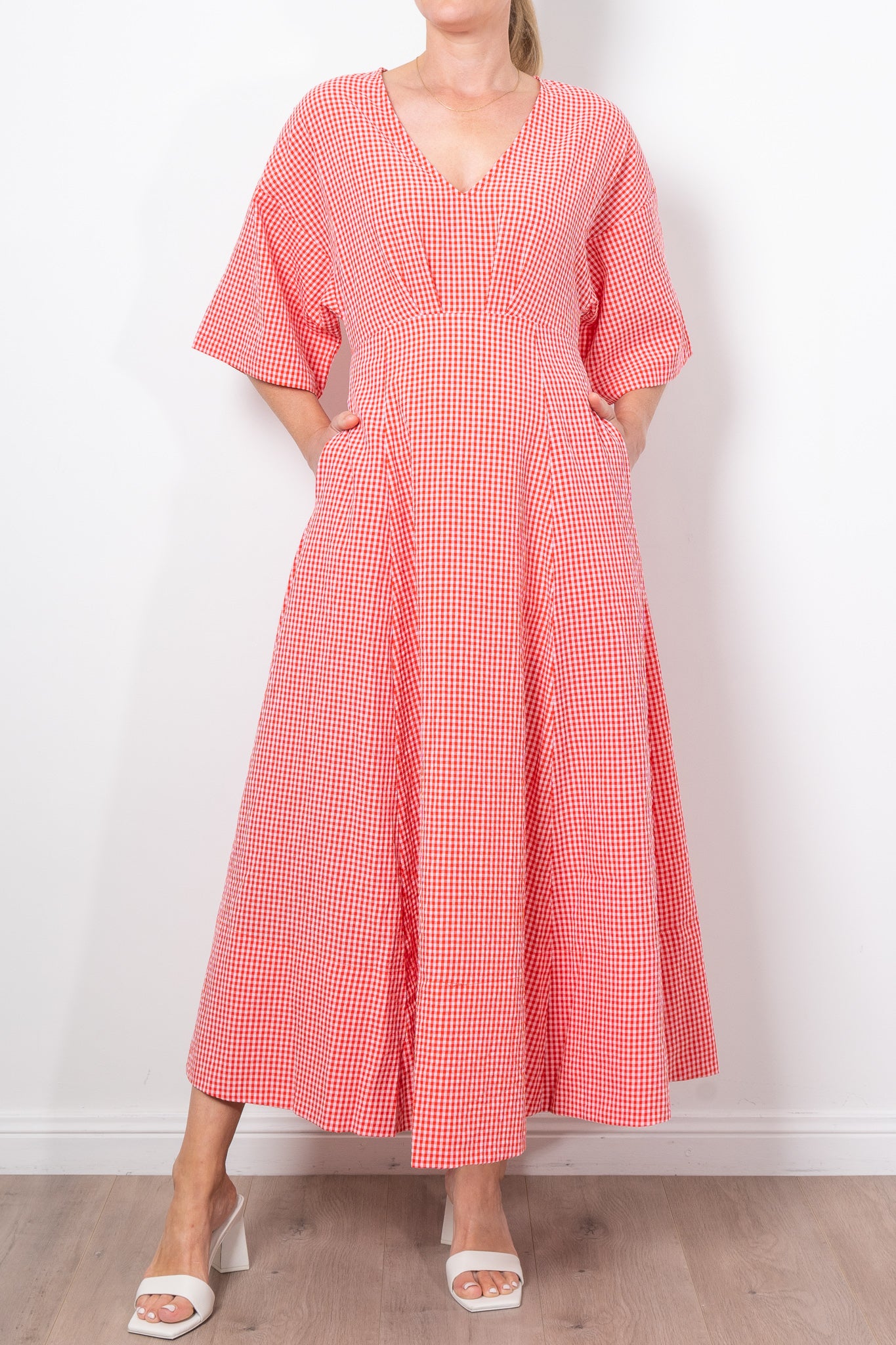 Kinney Ellis Women's Dress - Elegant & Comfortable for Casual Outings, Office Wear & Special Occasions