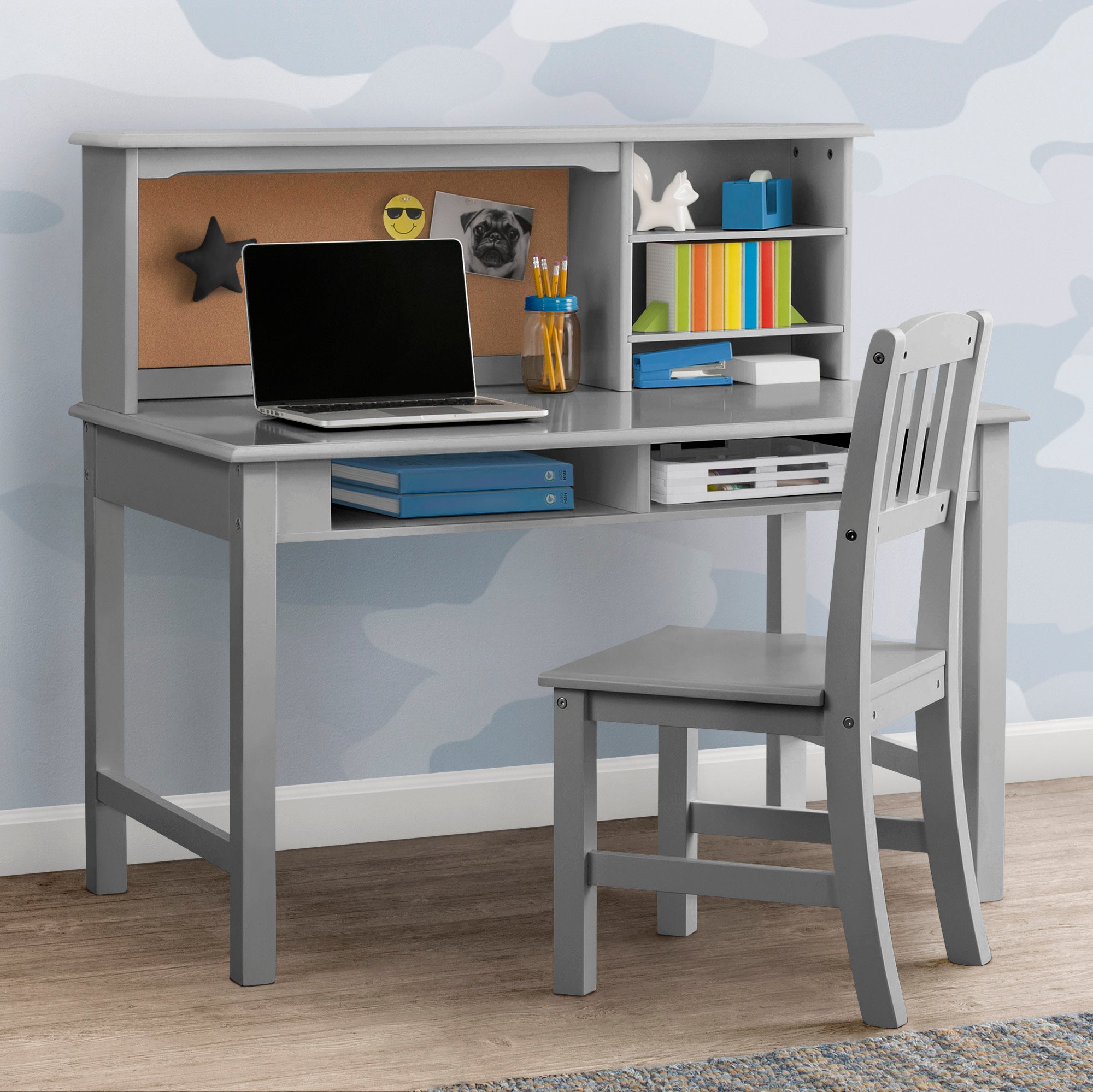 Stylish Wooden Study Desk with Hutch & Chair Set for Teens - Perfect for Homework, Online Learning & Bedroom Organization